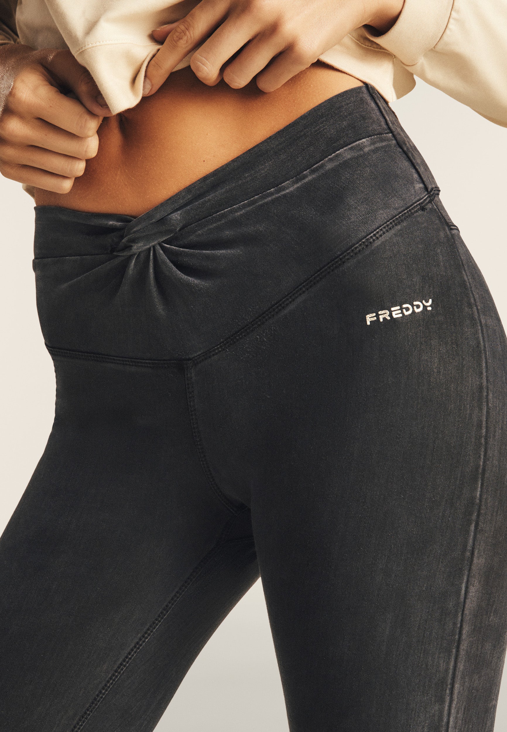 freddy-jeggings-n-o-w-skinny-vita-alta-in-tencel-denim image 6