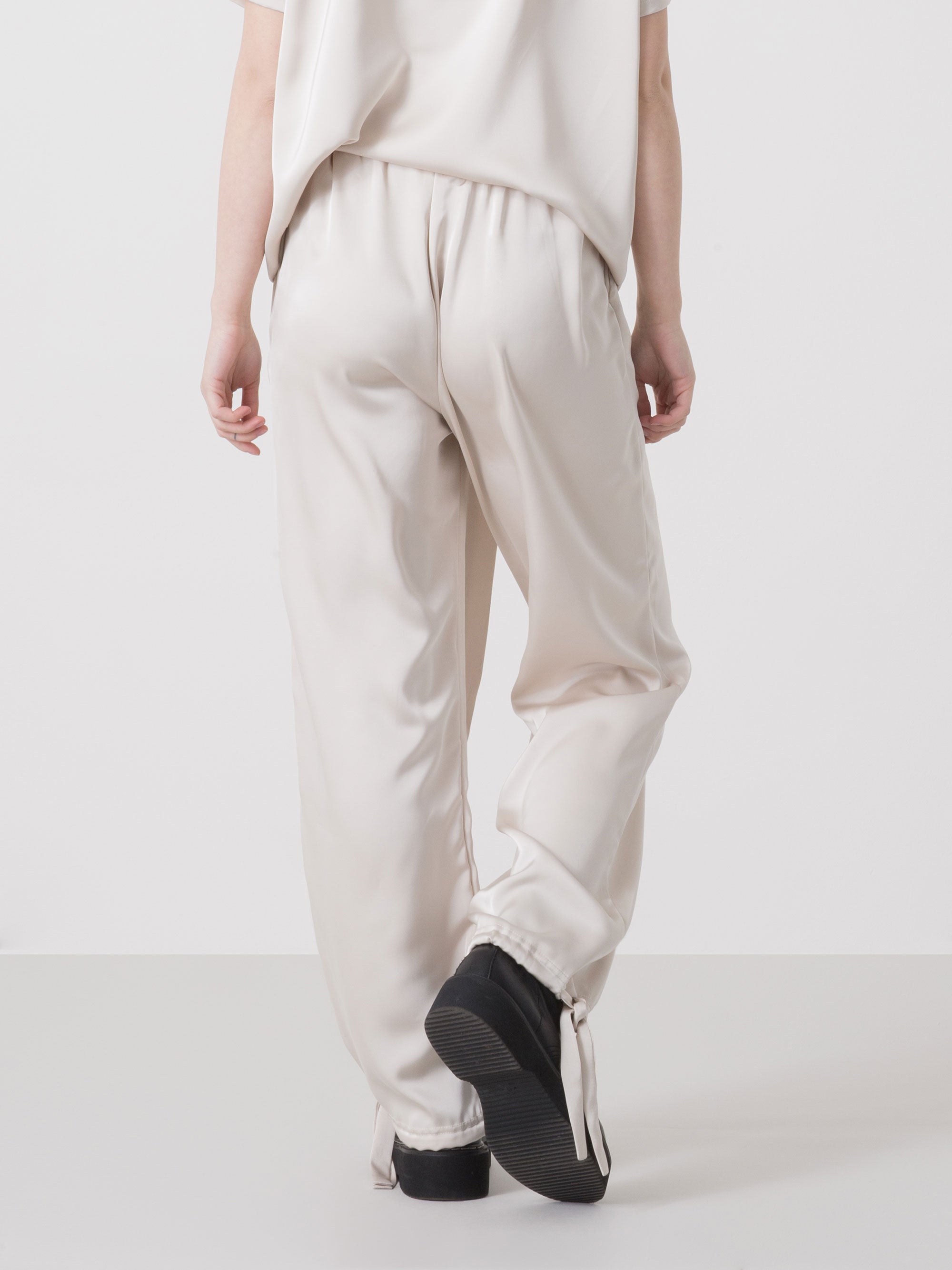 dimensione-danza-pantalone-donna-in-satin-con-vita-elasticizzata-e-fusciacca image 3