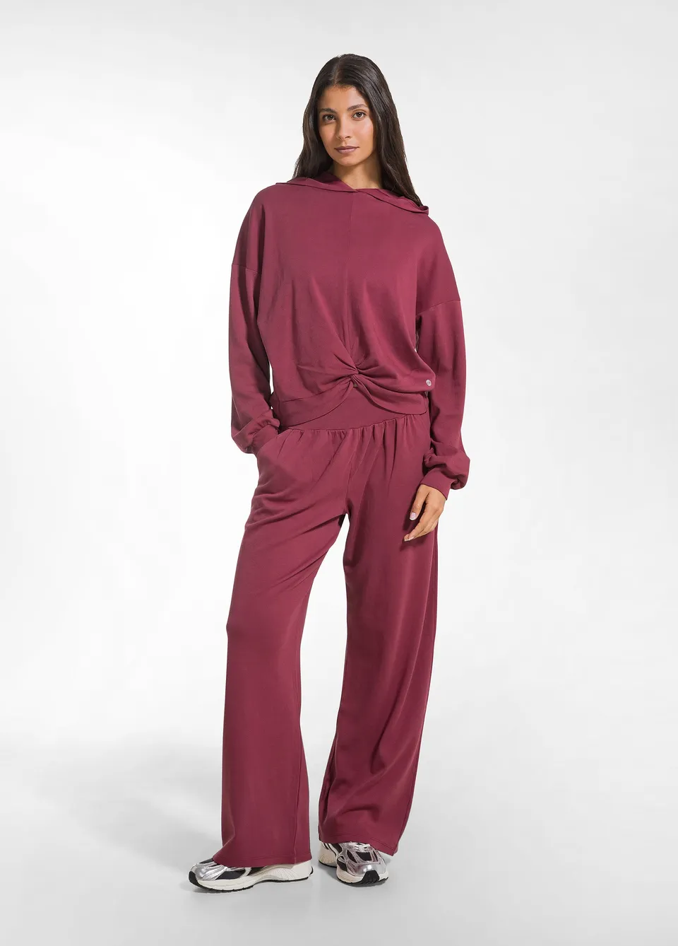 deha-pantalone-in-morbido-cotone-rosso-gamba-dritta image 1