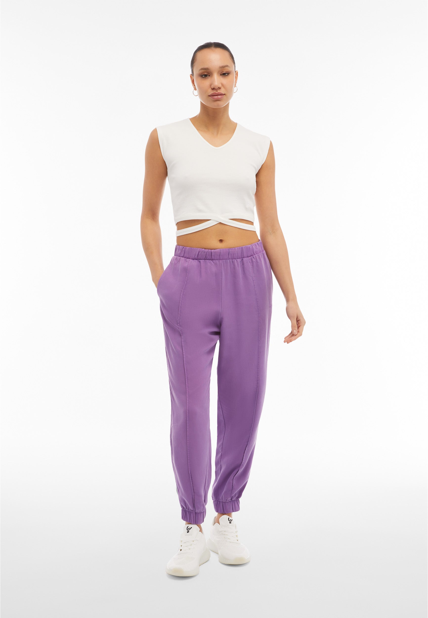 freddy-pantaloni-donna-twill-lyocell-impuntura-centrale-comfort image 2