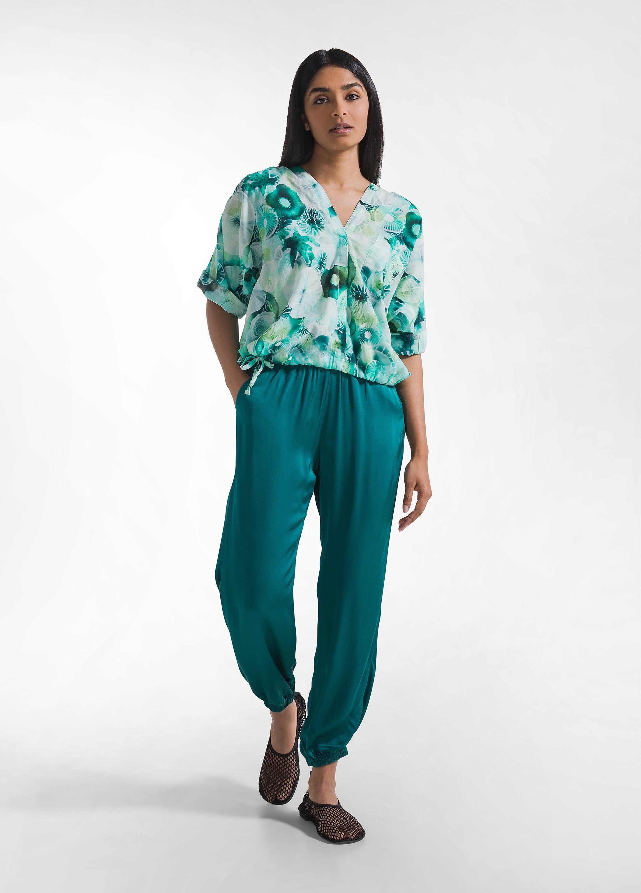 deha-d42455-pantaloni-jogger-in-satin-di-viscosa-verde image 1