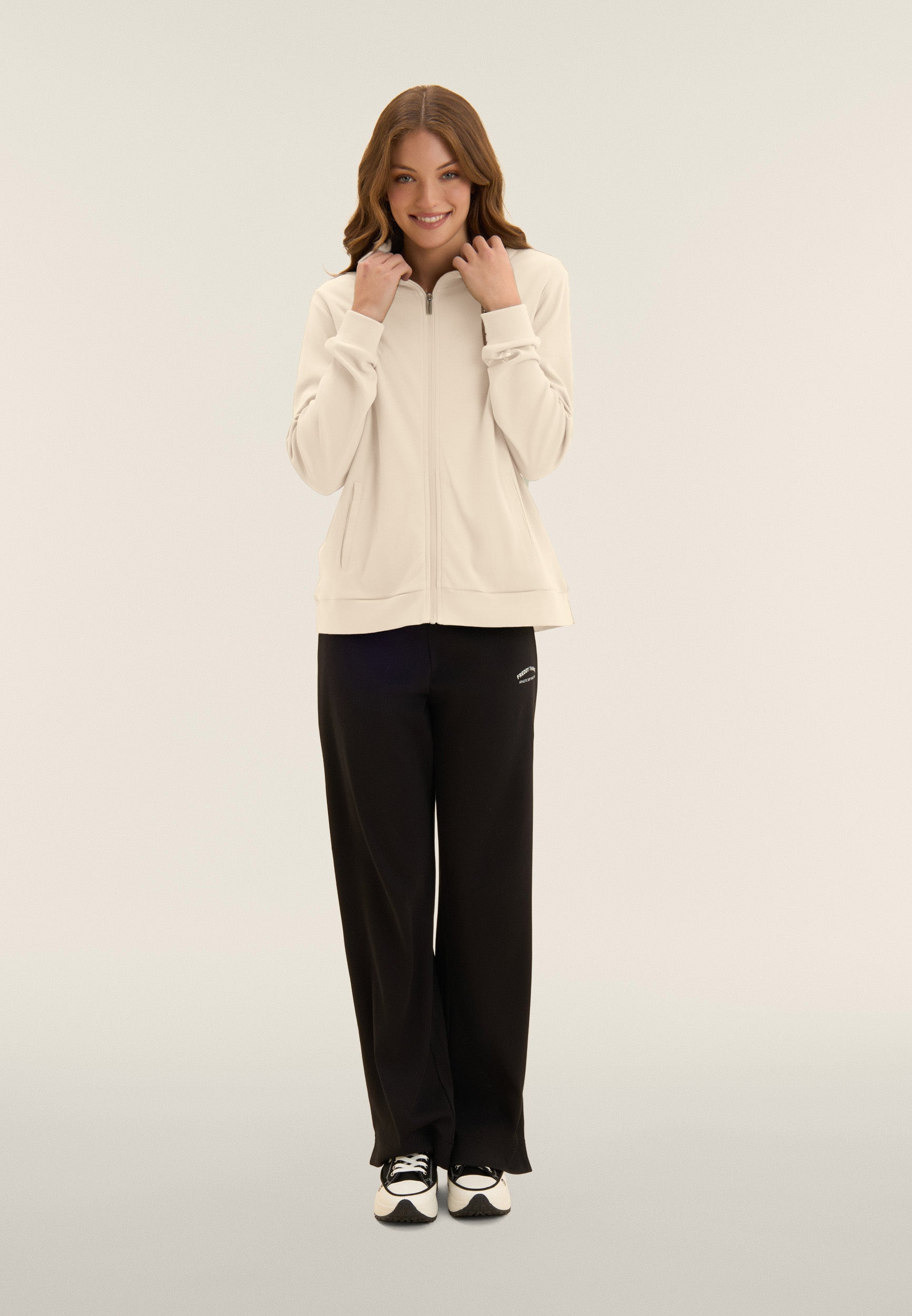 freddy-tuta-donna-con-zip-e-collo-alto-pantaloni-wide-leg-in-cotone image 1