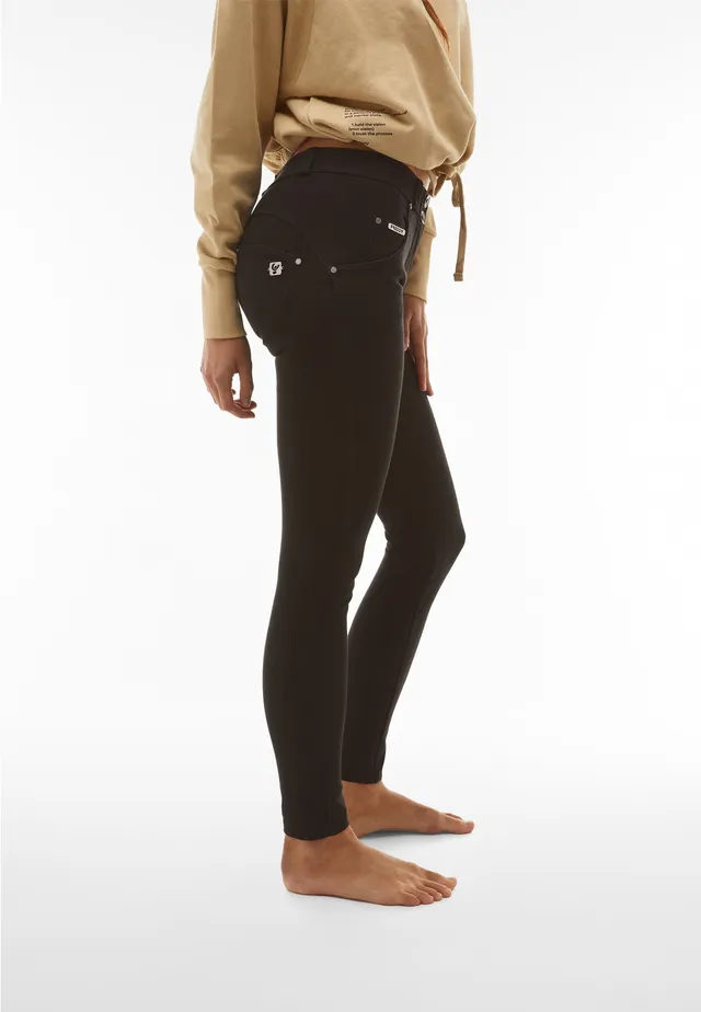 freddy-pantaloni-push-up-wr-up-skinny-in-tessuto-navetta-tinto-in-capo image 1