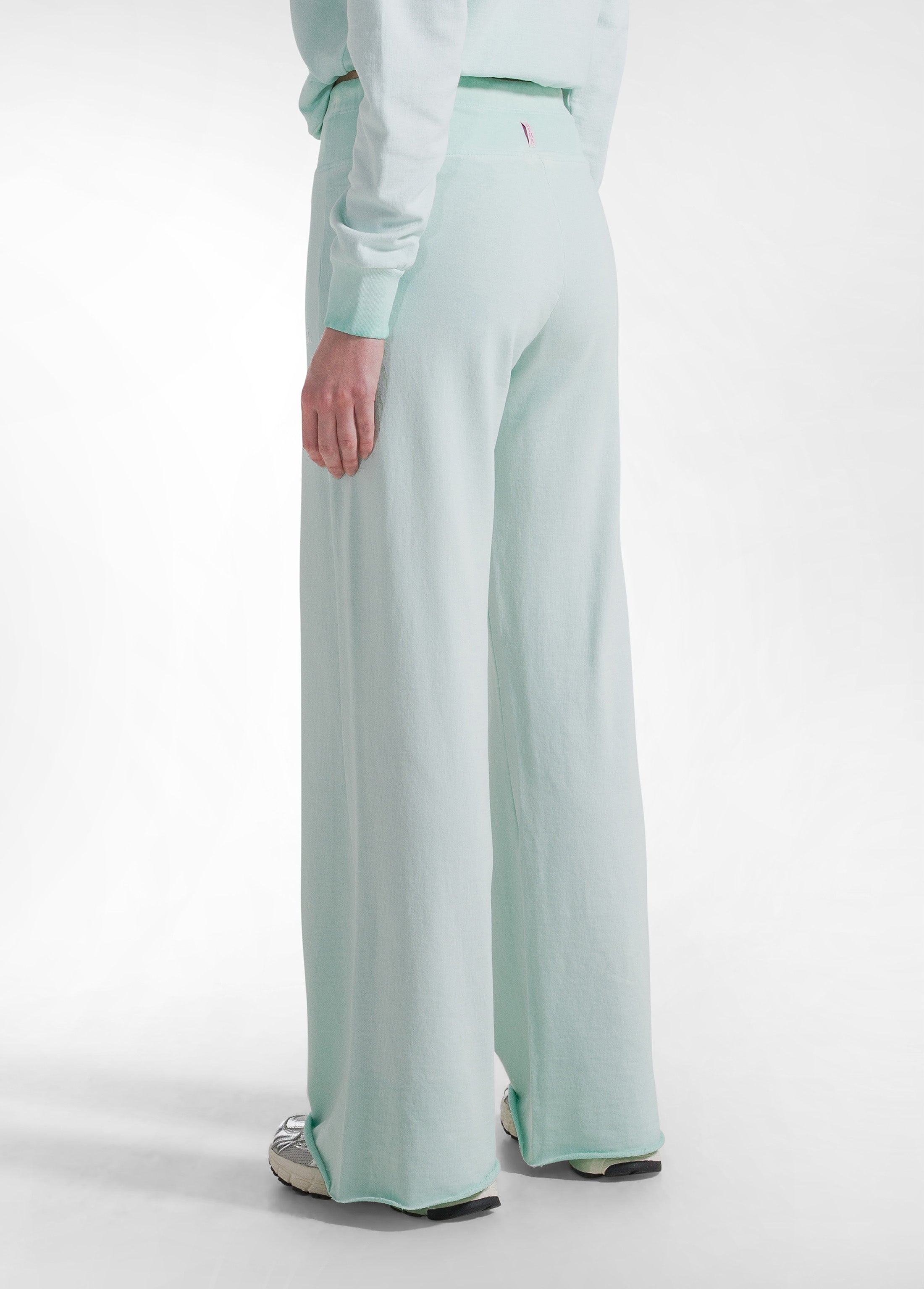 deha-completo-felpa-girocollo-e-pantaloni-flare-sfumato-blu image 6