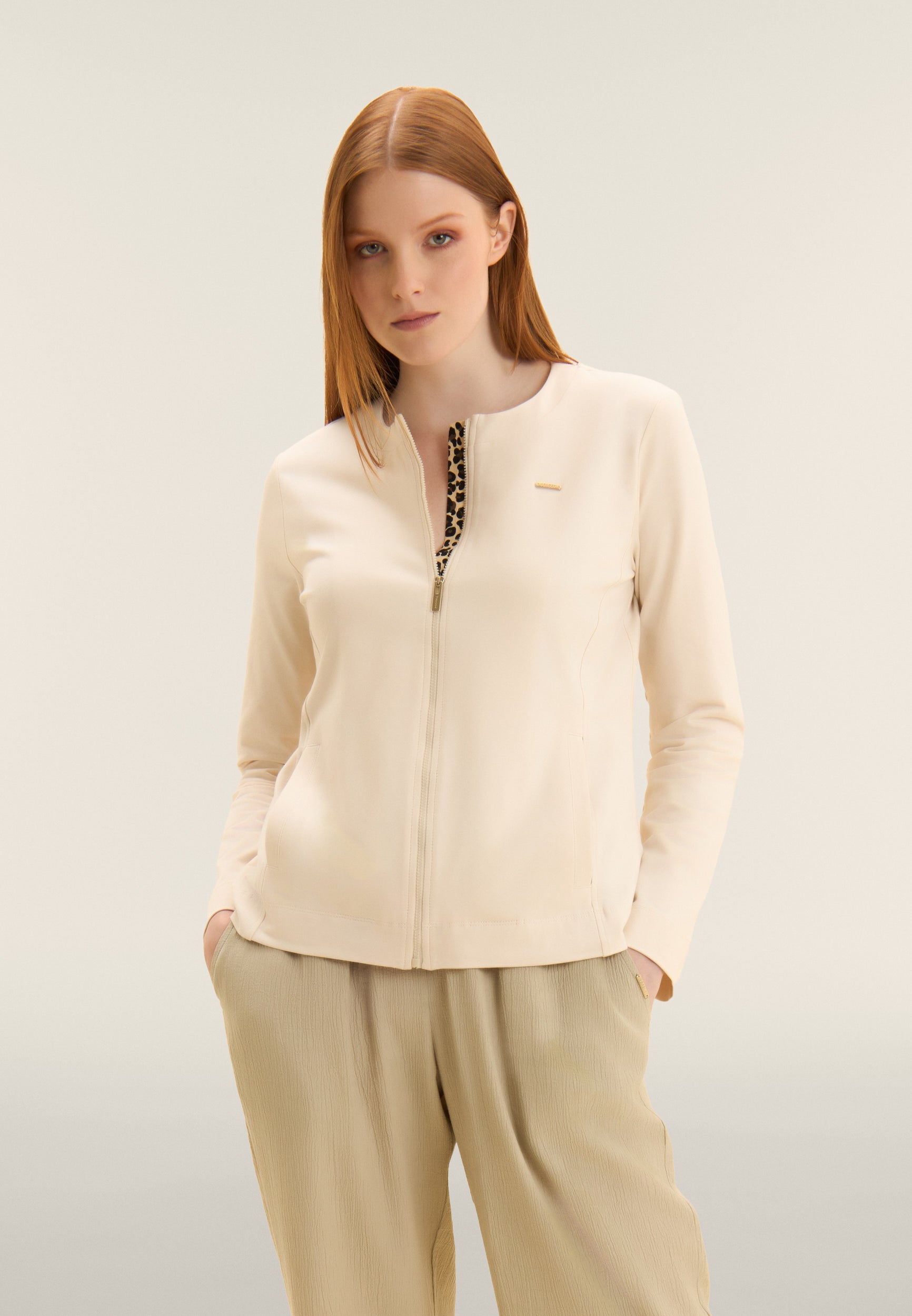 freddy-felpa-donna-zip-slim-con-dettagli-animalier-interni image 1