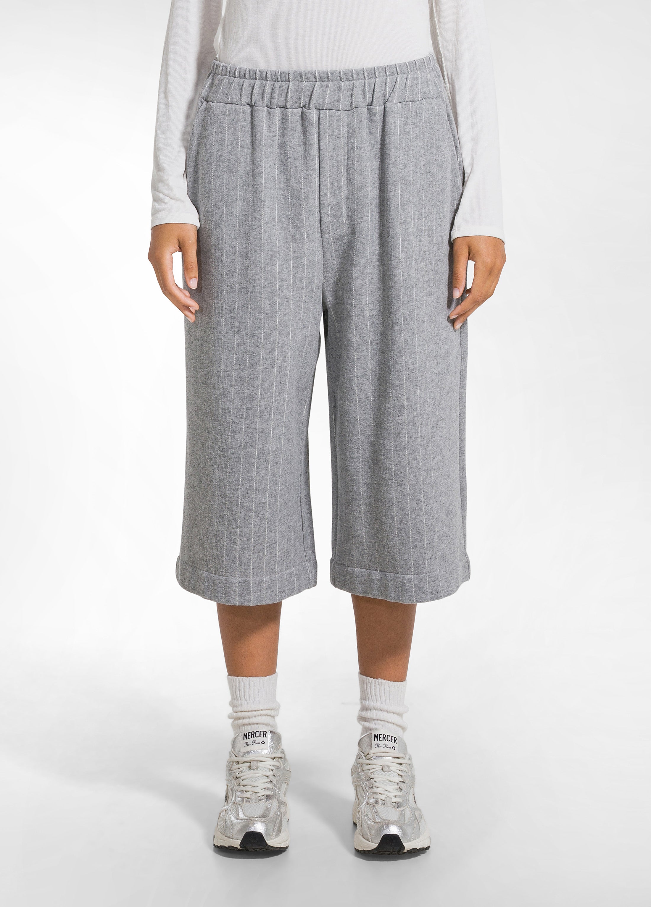 deha-bermuda-a-righe-gessate-grigio-bermuda-leisurewear-donna-in-felpa image 2