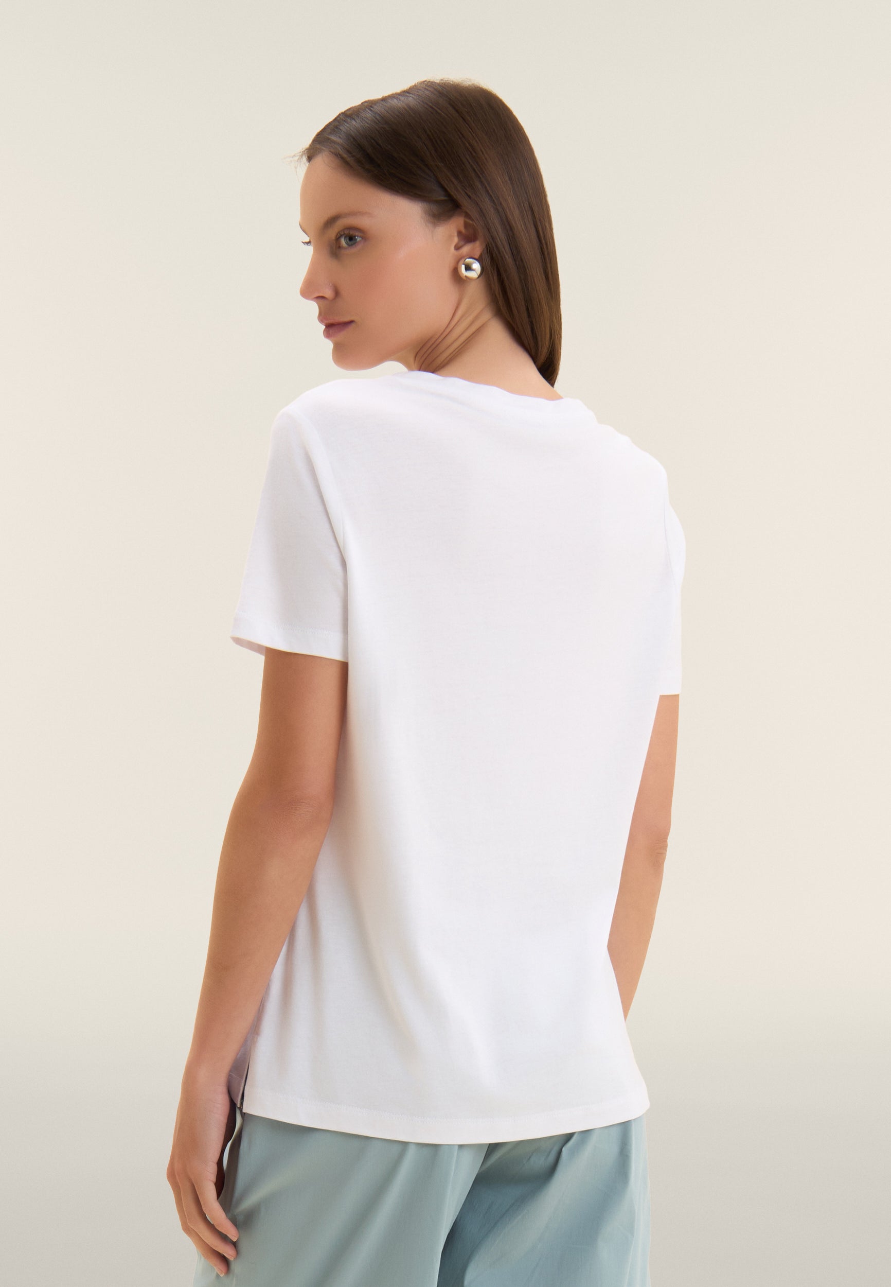 freddy-t-shirt-manica-corta-con-decori-floreali-e-borchie image 3