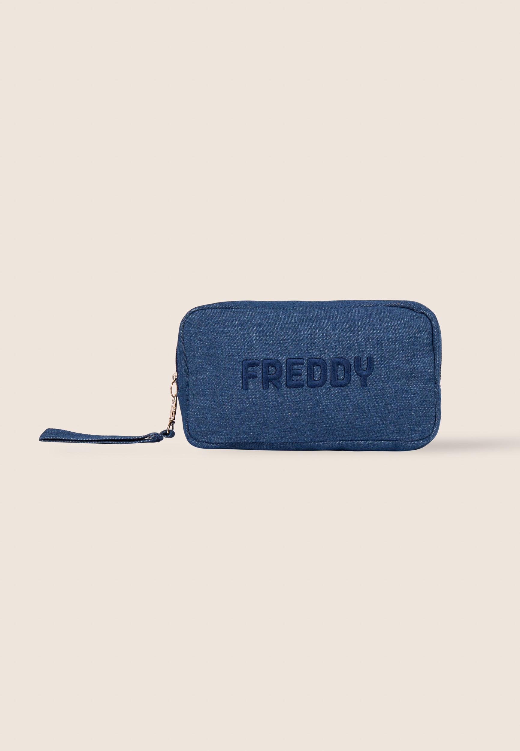 freddy-trousse-in-denim-25x8x14-cm-con-laccetto-e-logo image 3