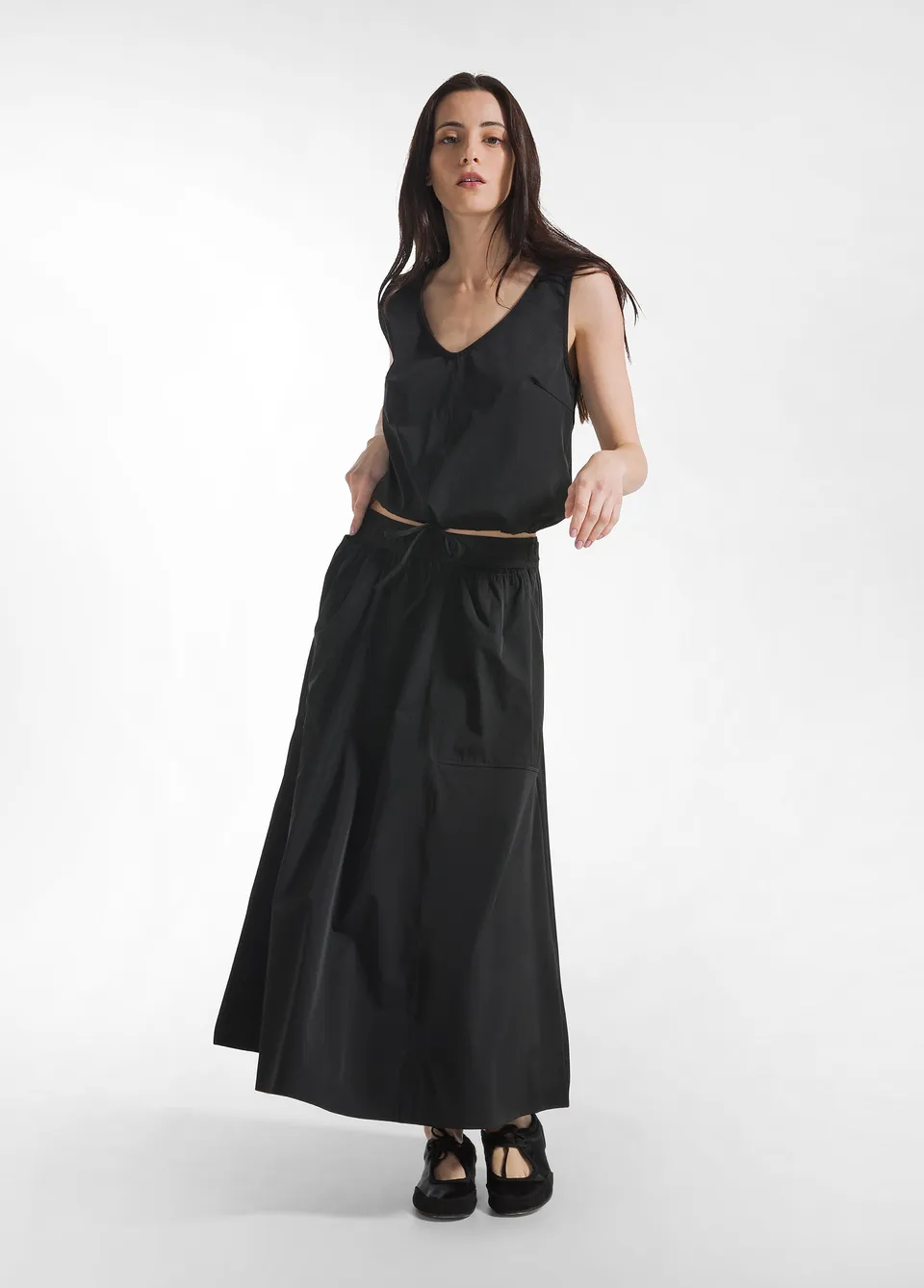 deha-gonna-lunga-in-nylon-con-logo-nero image 1