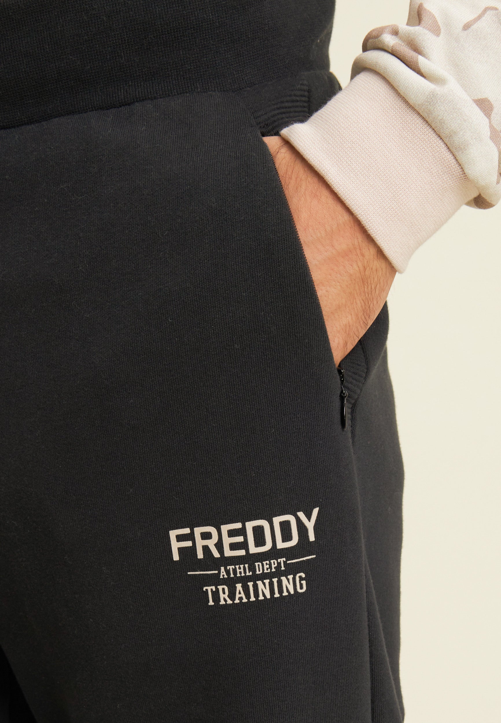 freddy-pantaloni-joggers-uomo-felpa-cotone-con-polsino image 4