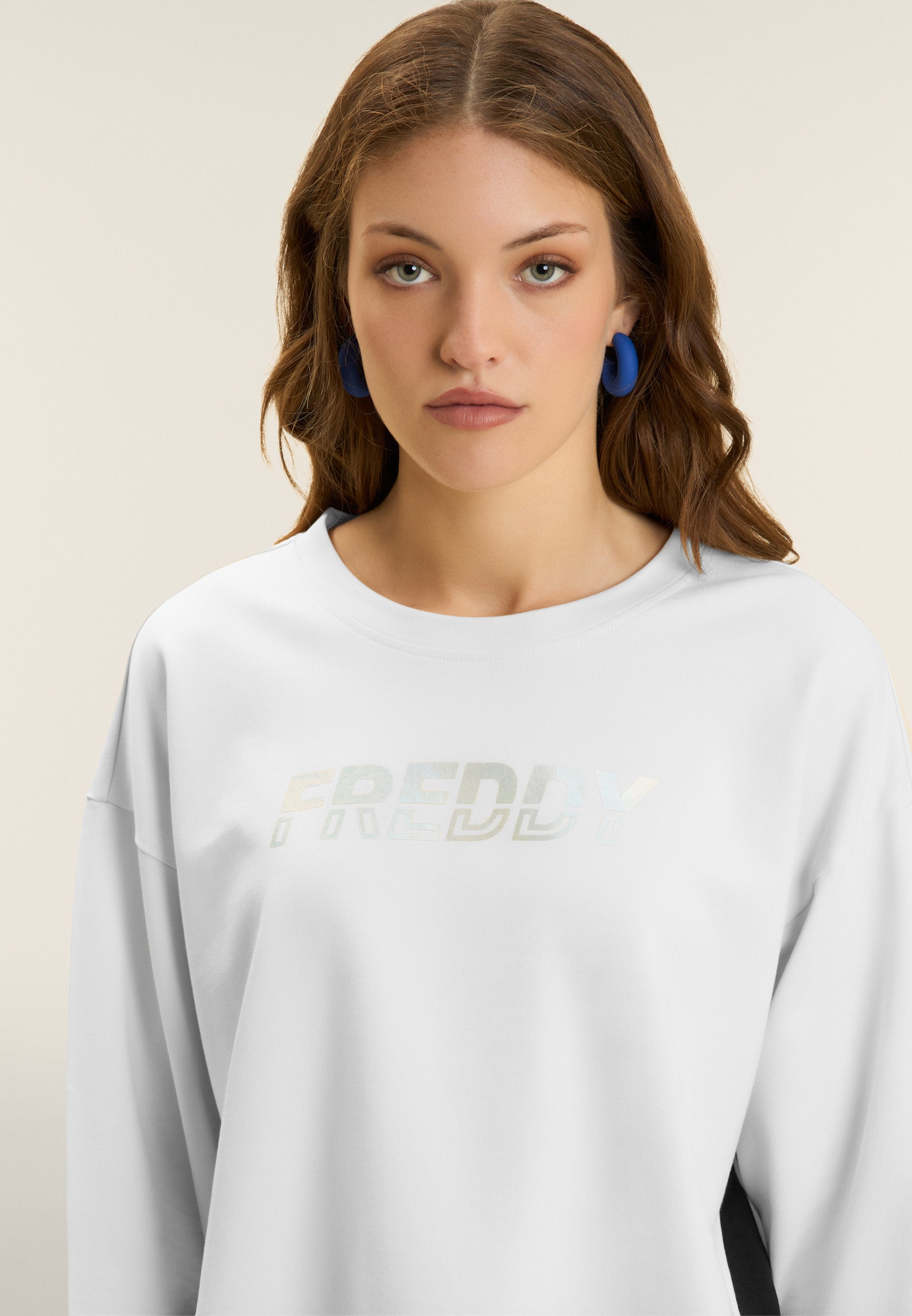 freddy-felpa-girocollo-in-heavy-jersey-stretch-con-inserti-a-contrasto-e-logo-pe image 4