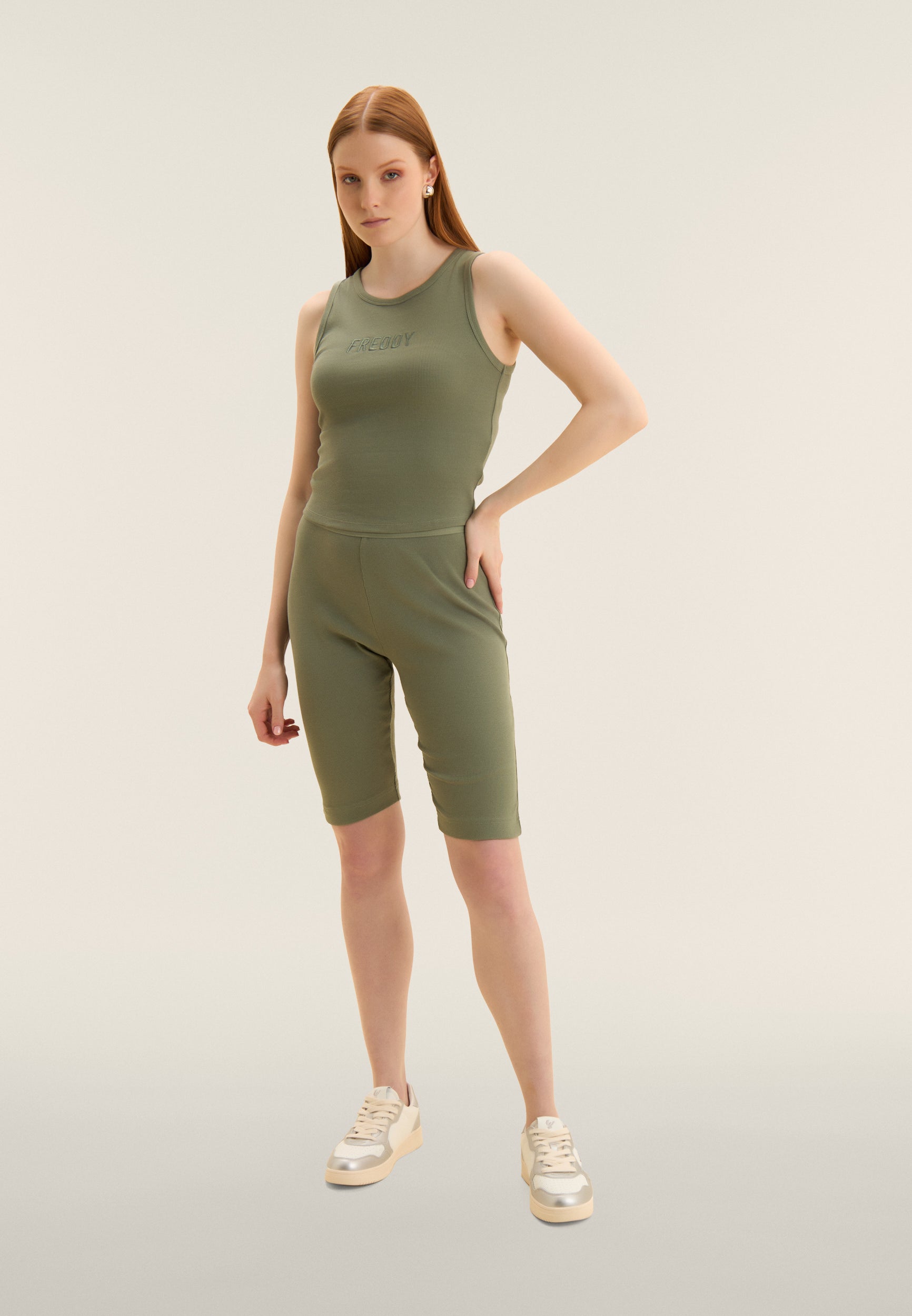 freddy-canotta-cropped-donna-in-cotone-a-costine-con-logo-ricamato image 2