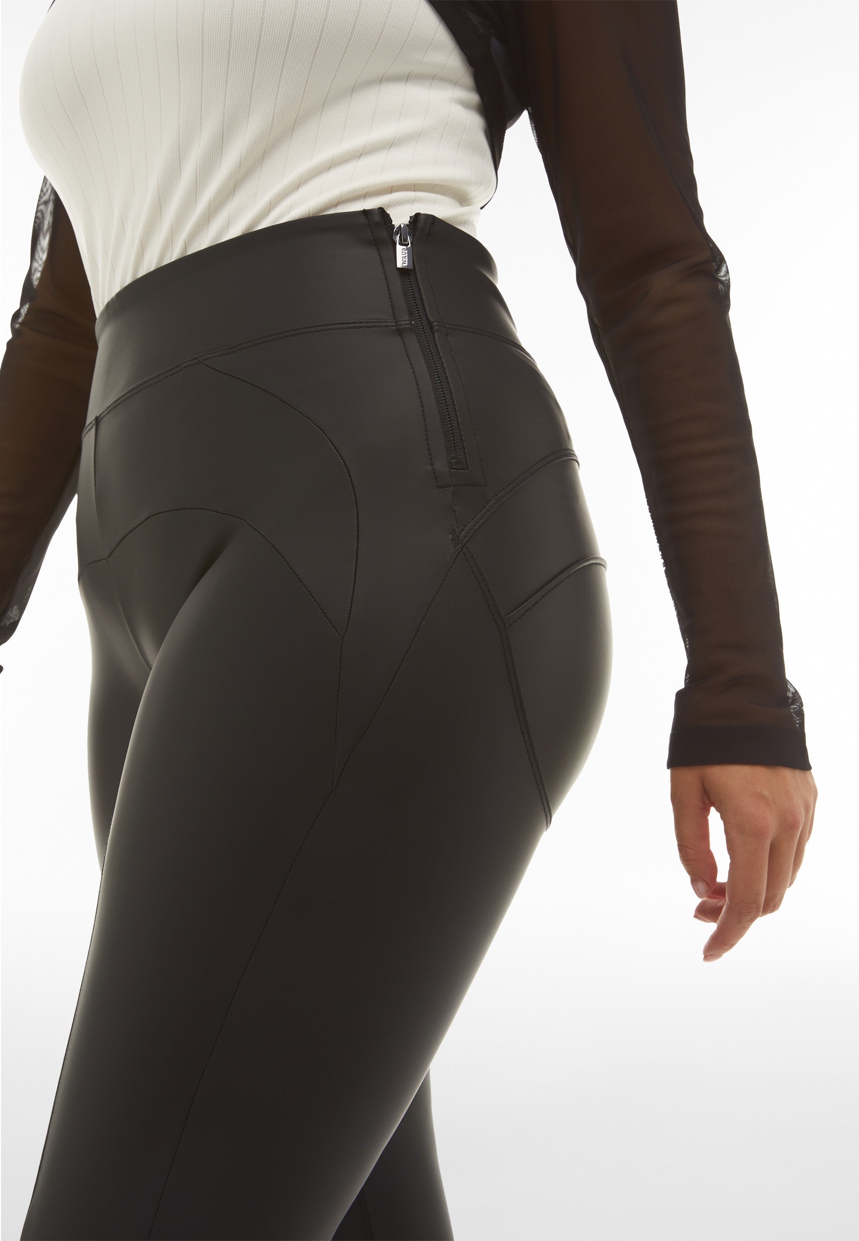 freddy-wr-up-pantaloni-push-up-superskinny-similpelle-laminata image 5