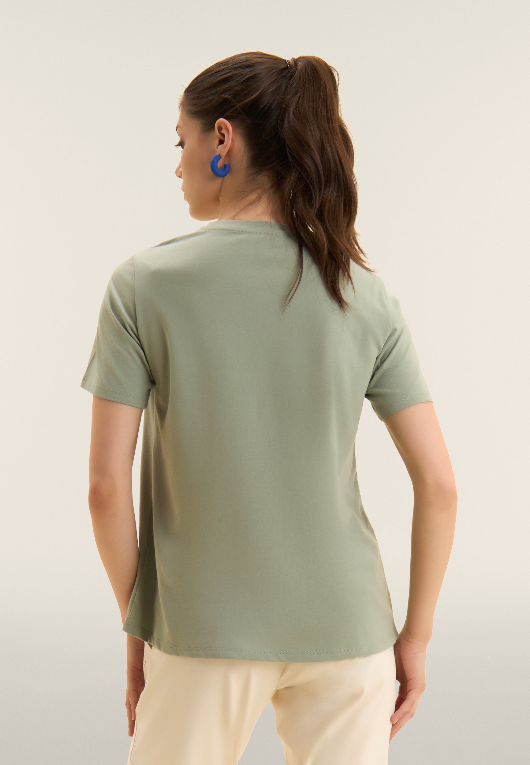 freddy-t-shirt-donna-manica-corta-con-logo-olografico-rosa image 3