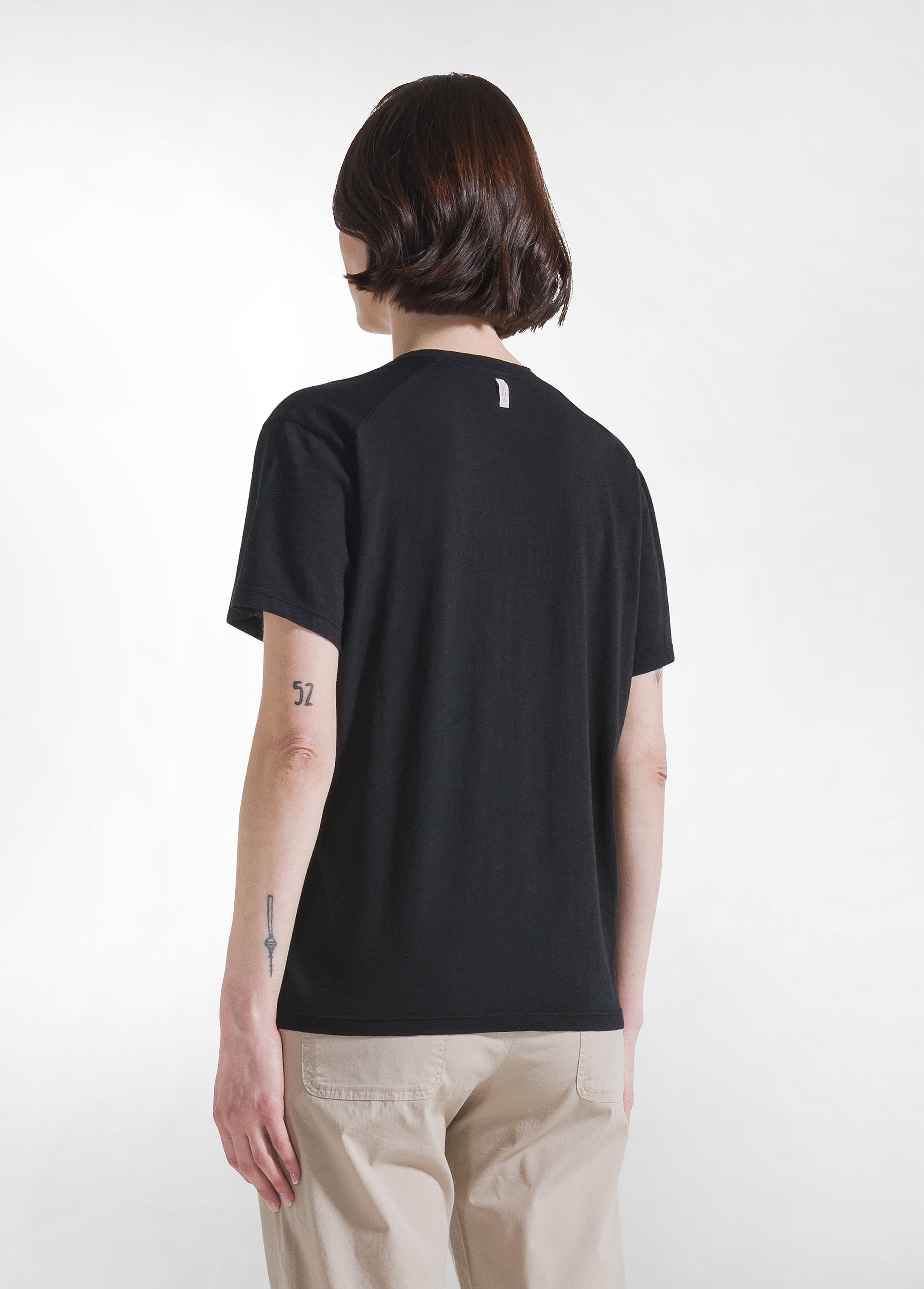 deha-t-shirt-flamm-scollo-ampio-nero-d42515 image 2