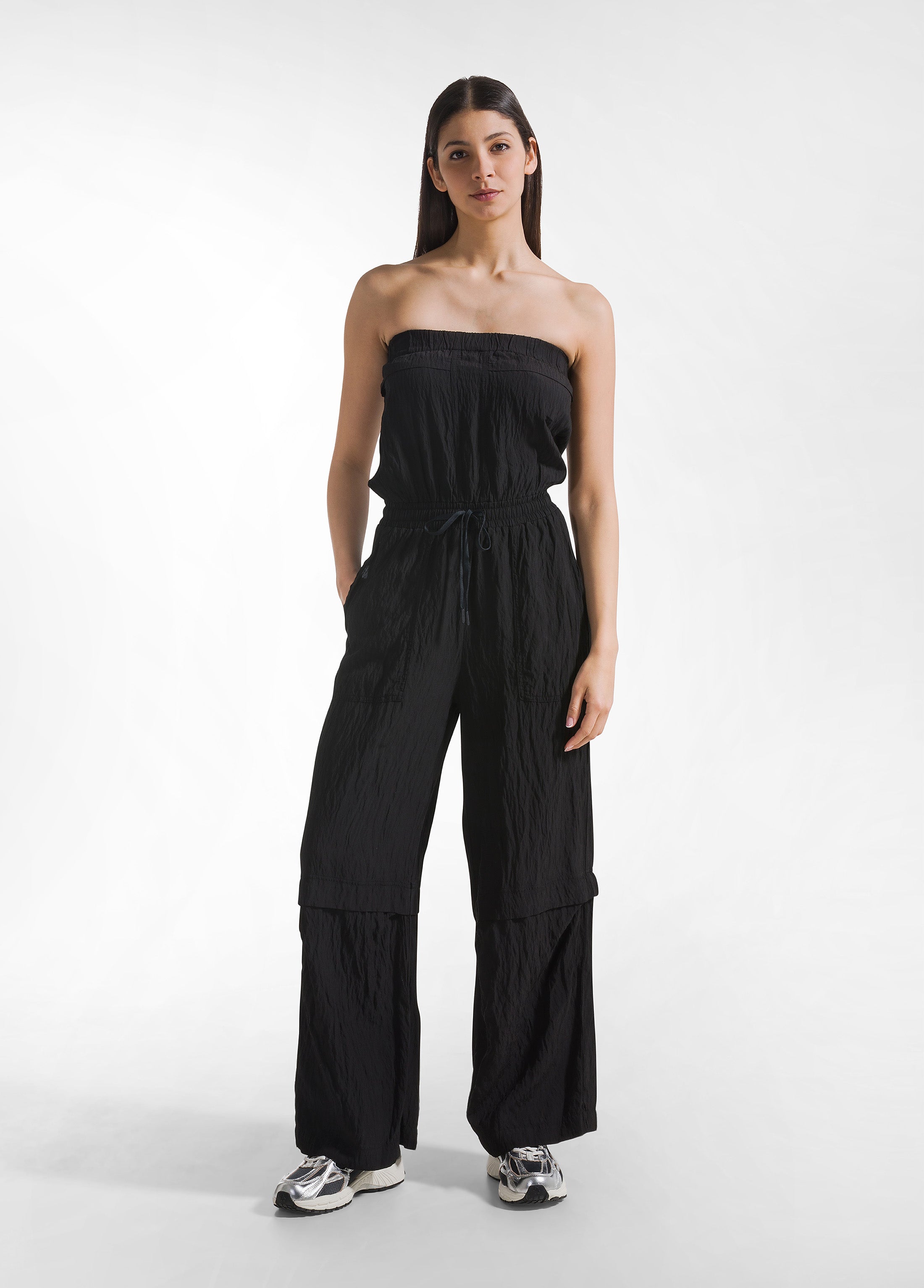 deha-tuta-in-viscosa-effetto-stropicciato-nero-jumpsuit-crinkle image 2