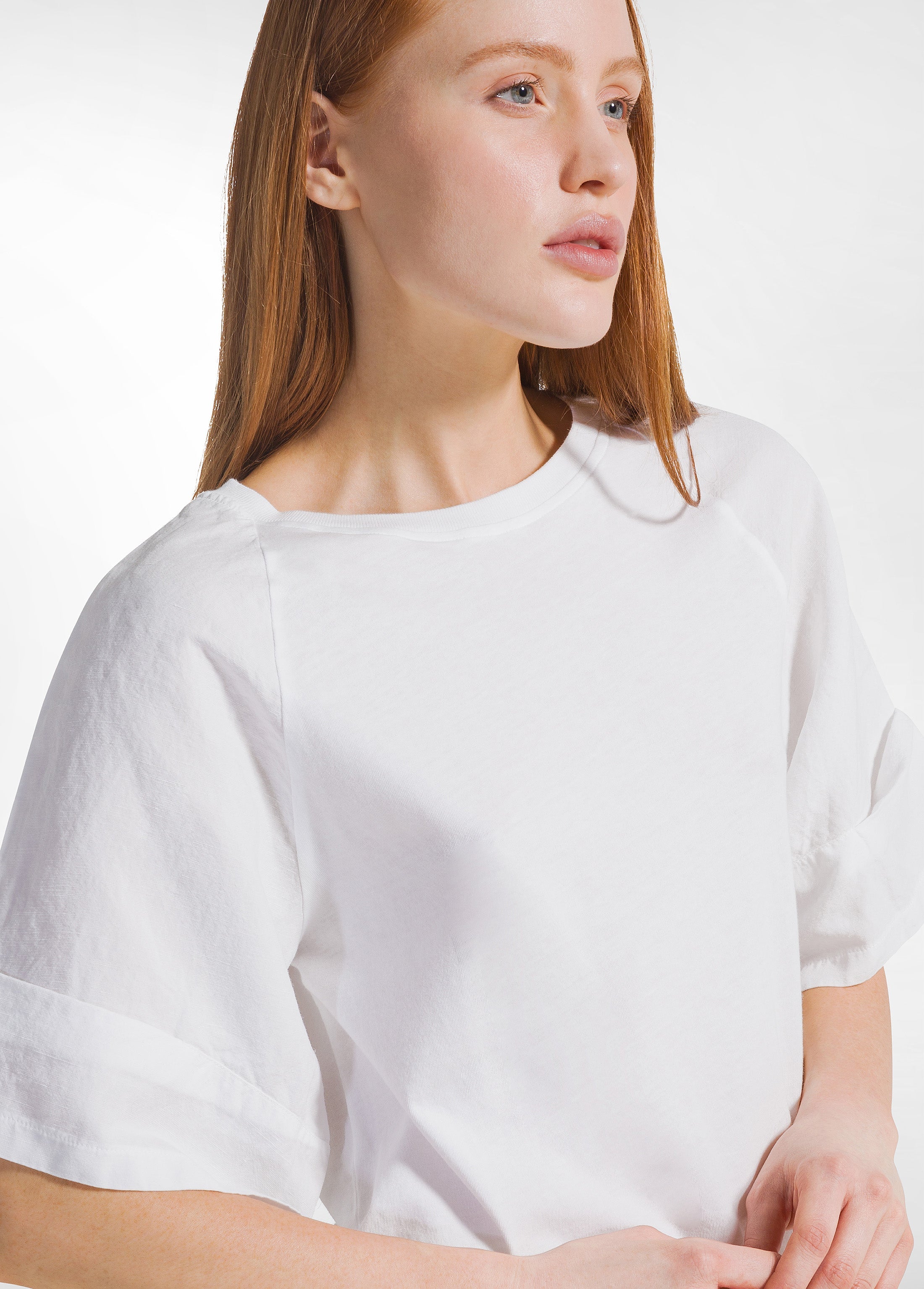 deha-d22650-t-shirt-ampia-con-maniche-in-lino-bianco image 3