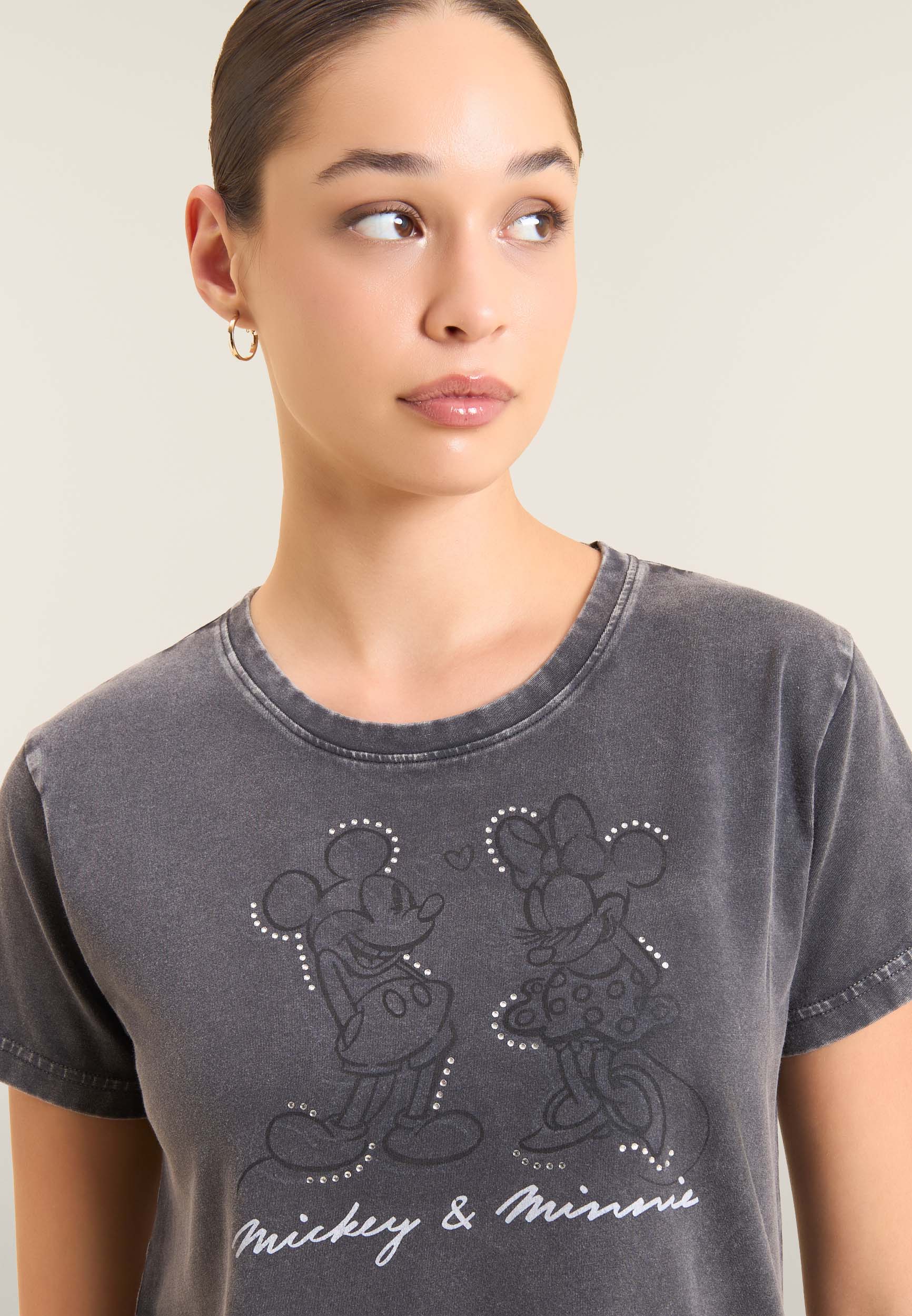 freddy-t-shirt-donna-disney-minnie-e-mickey-con-strass-acid-wash image 4