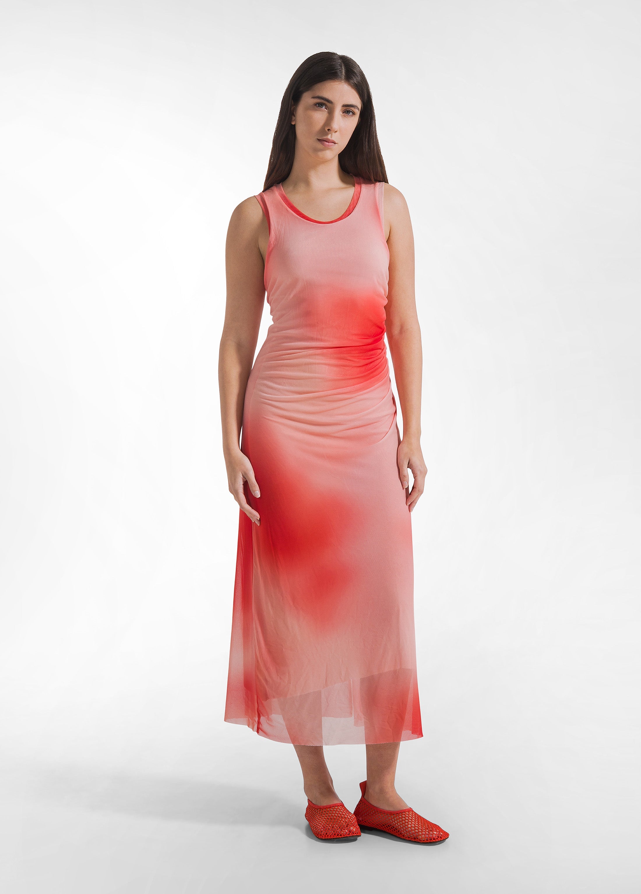 deha-abito-lungo-in-tulle-allover-rosso image 2