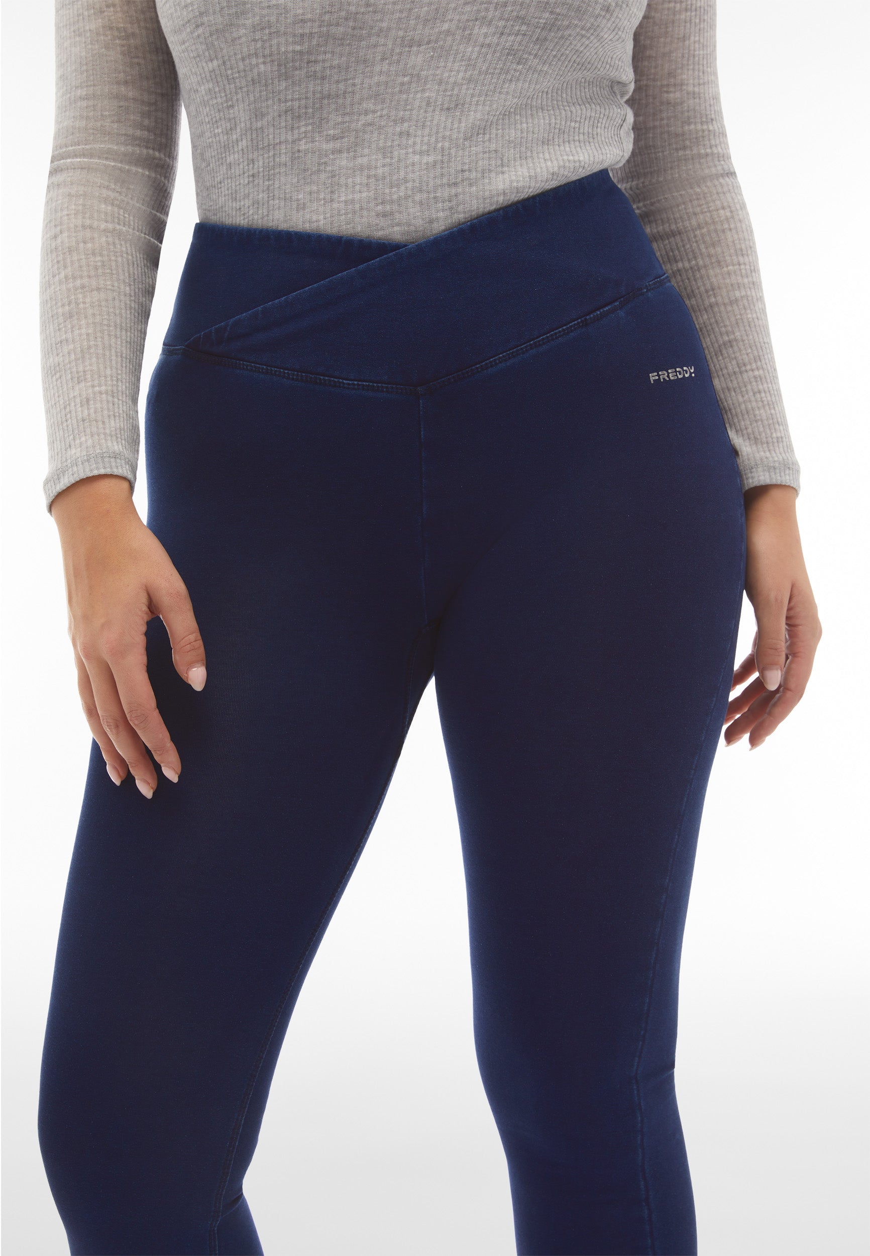freddy-wr-up-core-leggings-push-up-vita-alta-jersey-denim image 4