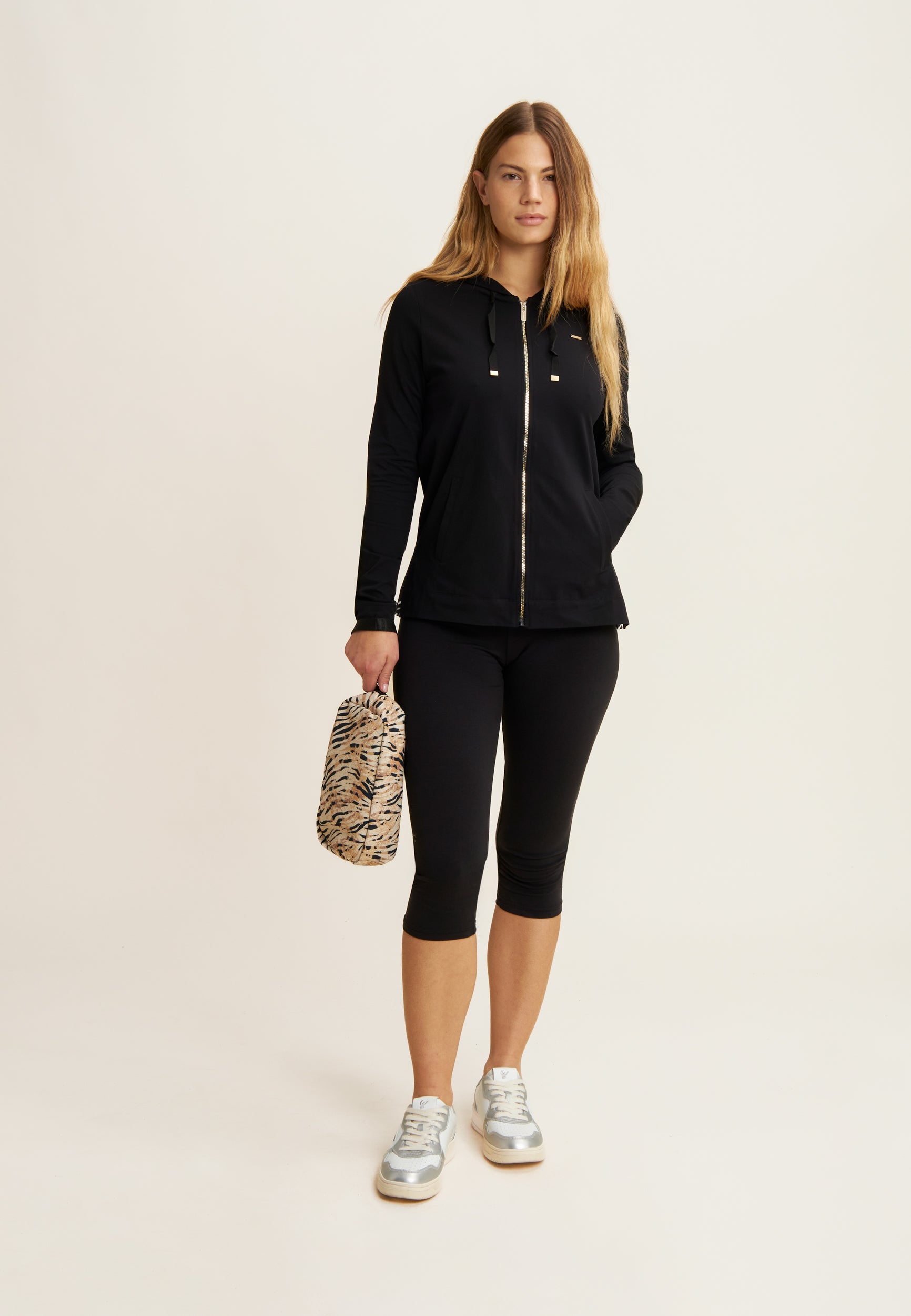 freddy-felpa-con-cappuccio-animalier-con-zip-frontale-regular-fit image 2