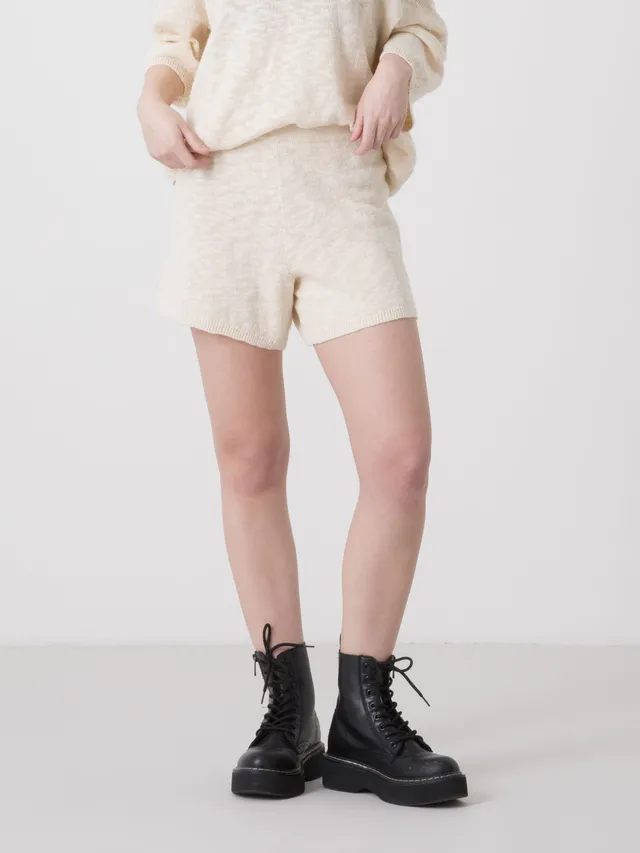 dimensione-danza-shorts-donna-in-maglia-dal-taglio-essenziale image 1