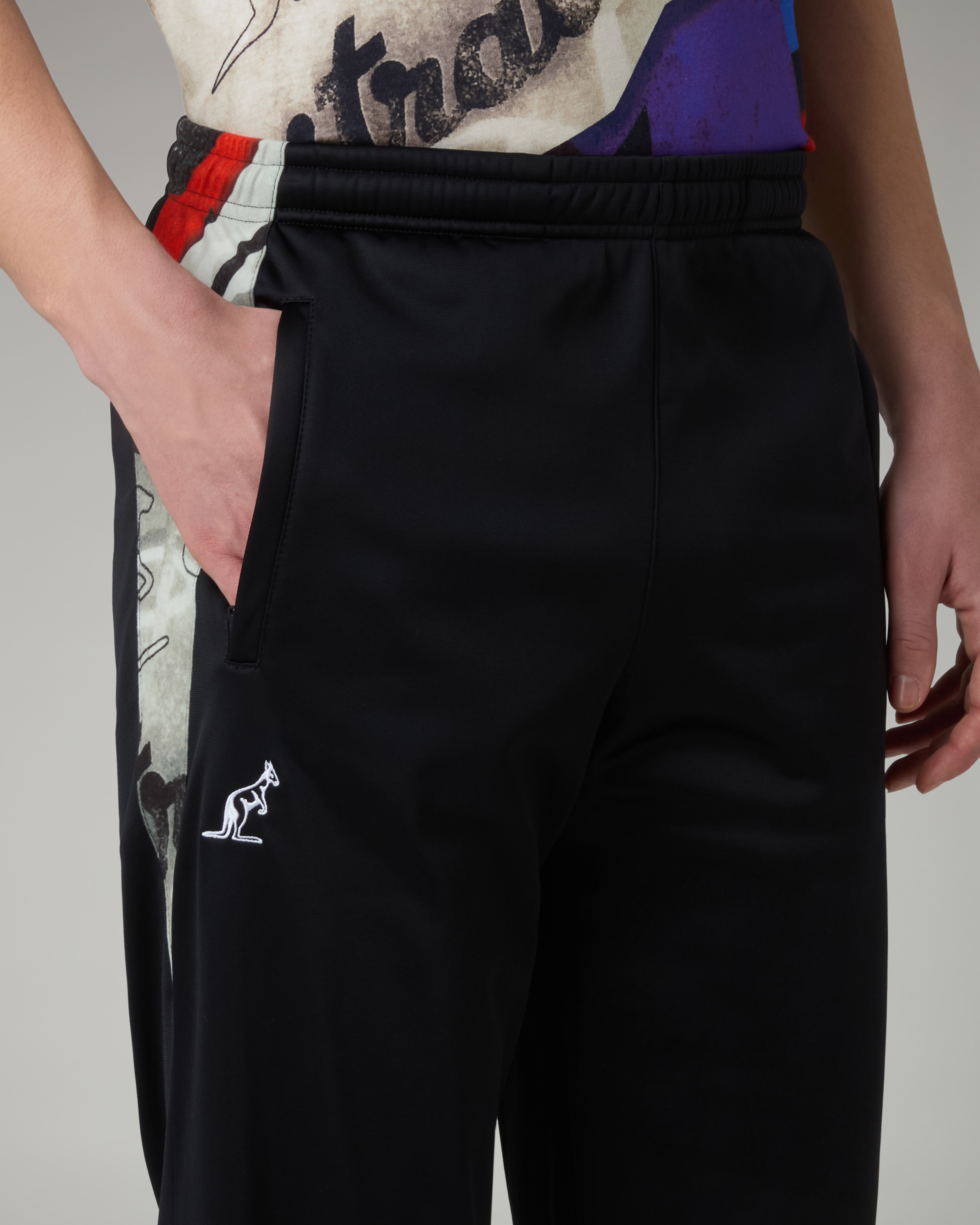 australian-new-ego-track-pant-nero-pantalone-in-acetato image 4