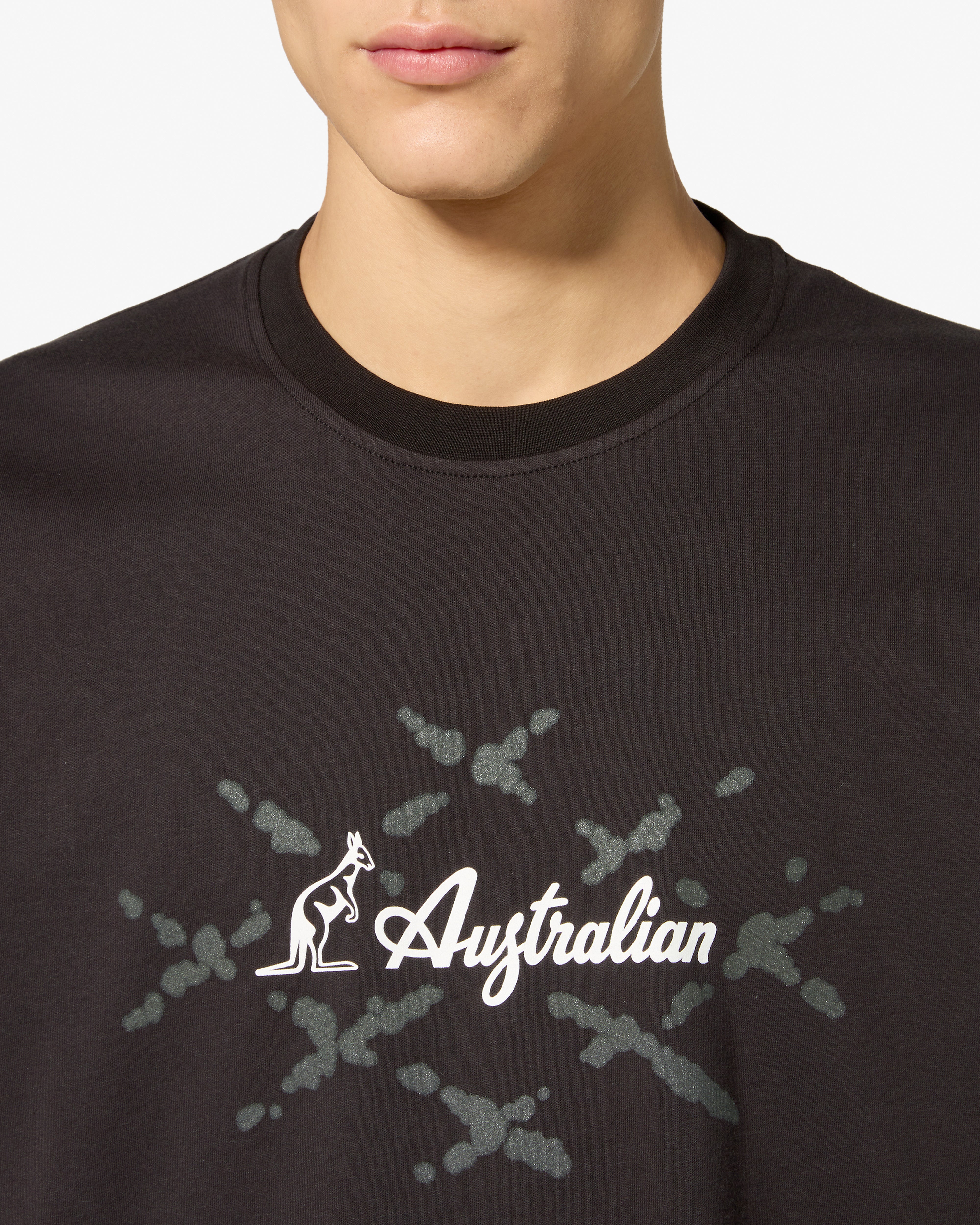 australian-cage-cotton-t-shirt-nera-t-shirt-stampa-petto-made-in-italy image 4