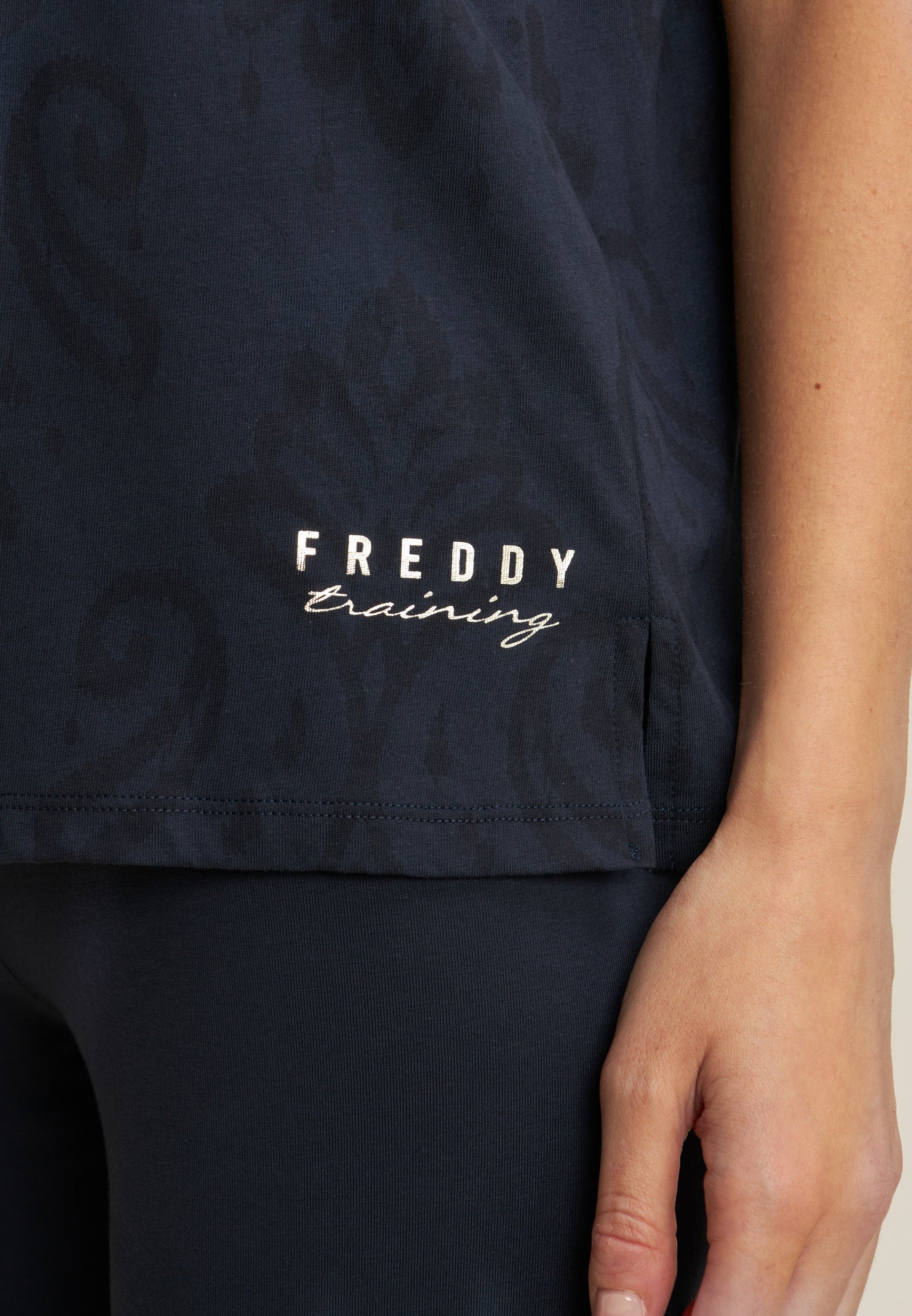 freddy-canotta-floreale-svasata-in-jersey-leggero-donna image 4