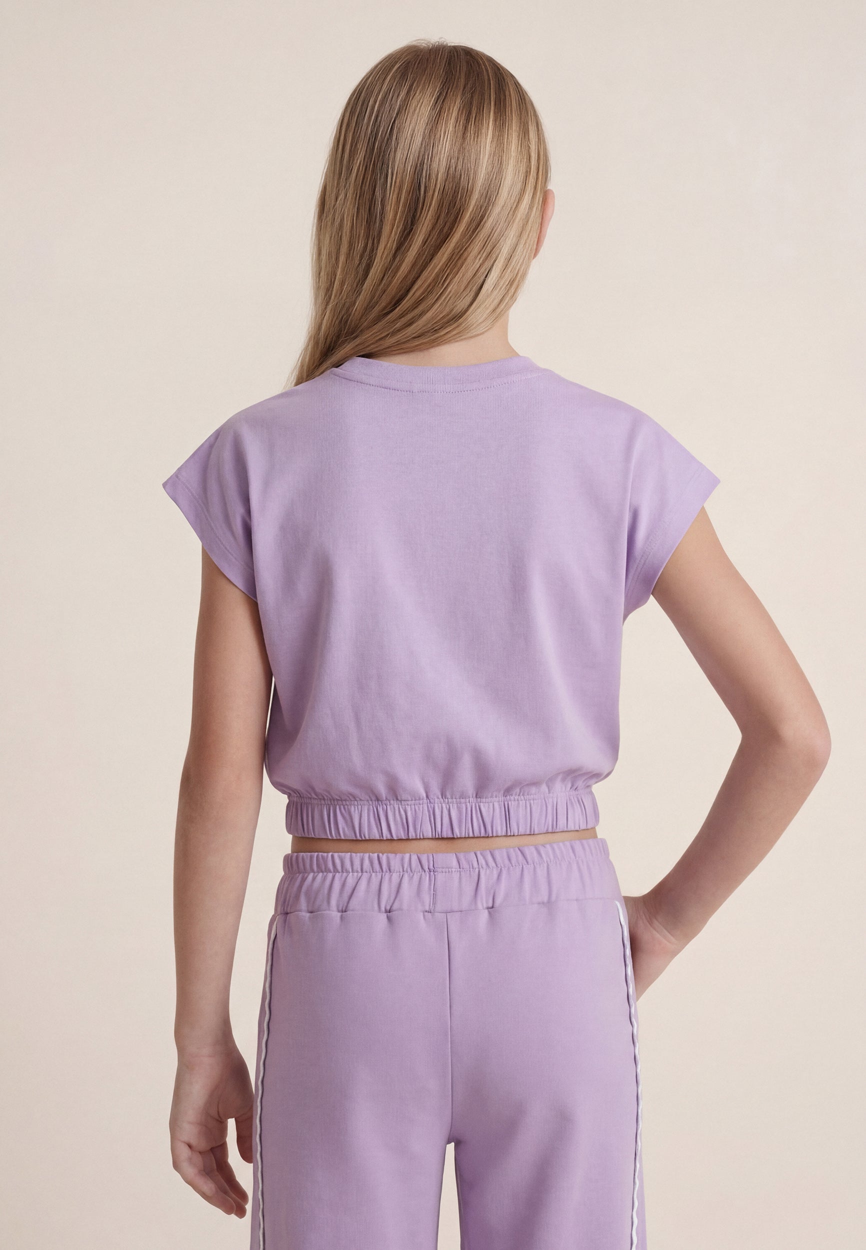 freddy-t-shirt-cropped-bambina-senza-maniche-con-logo-fantasia image 3
