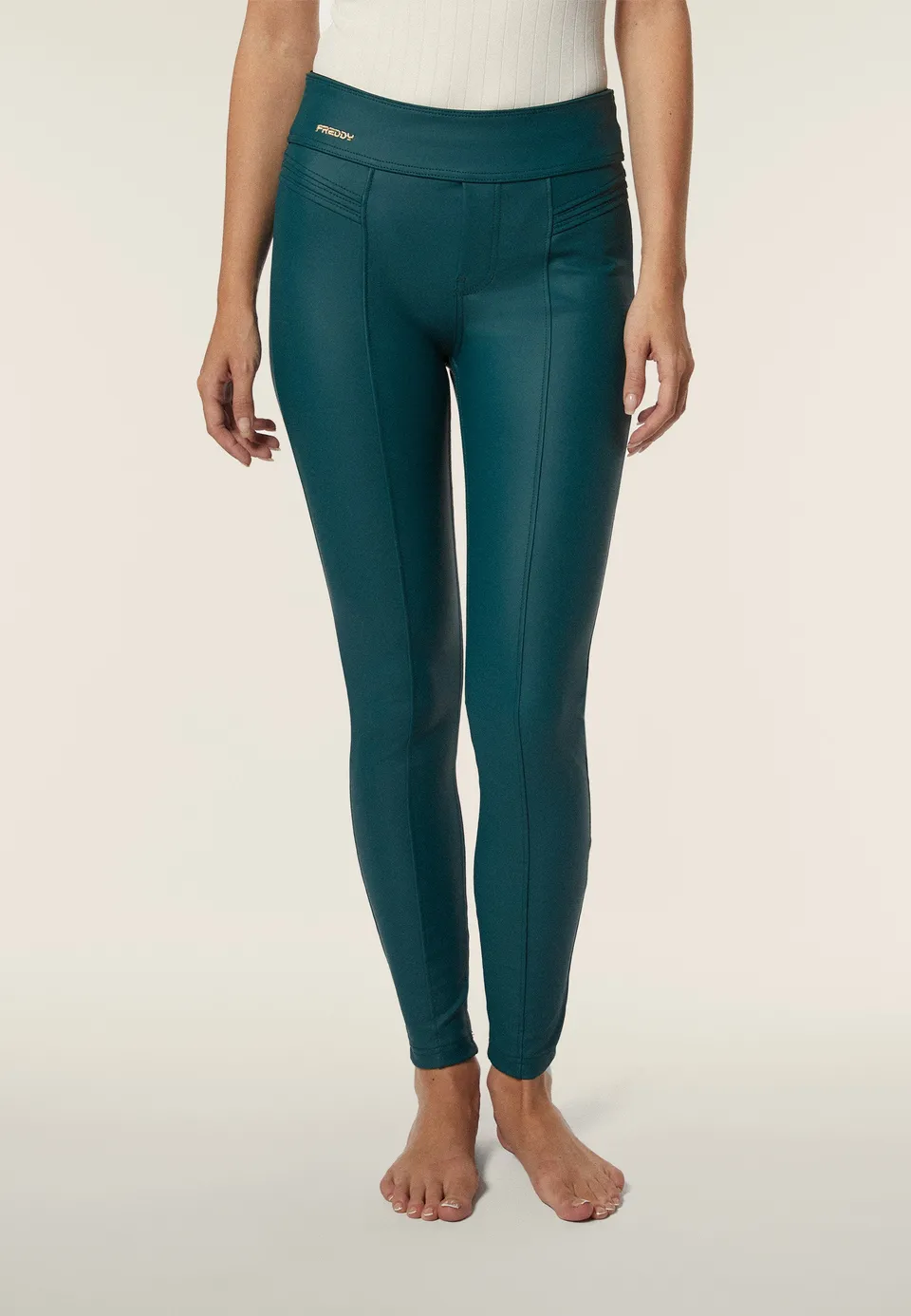 freddy-n-o-w-pantaloni-superskinny-vita-alta-in-similpelle-laminata image 1