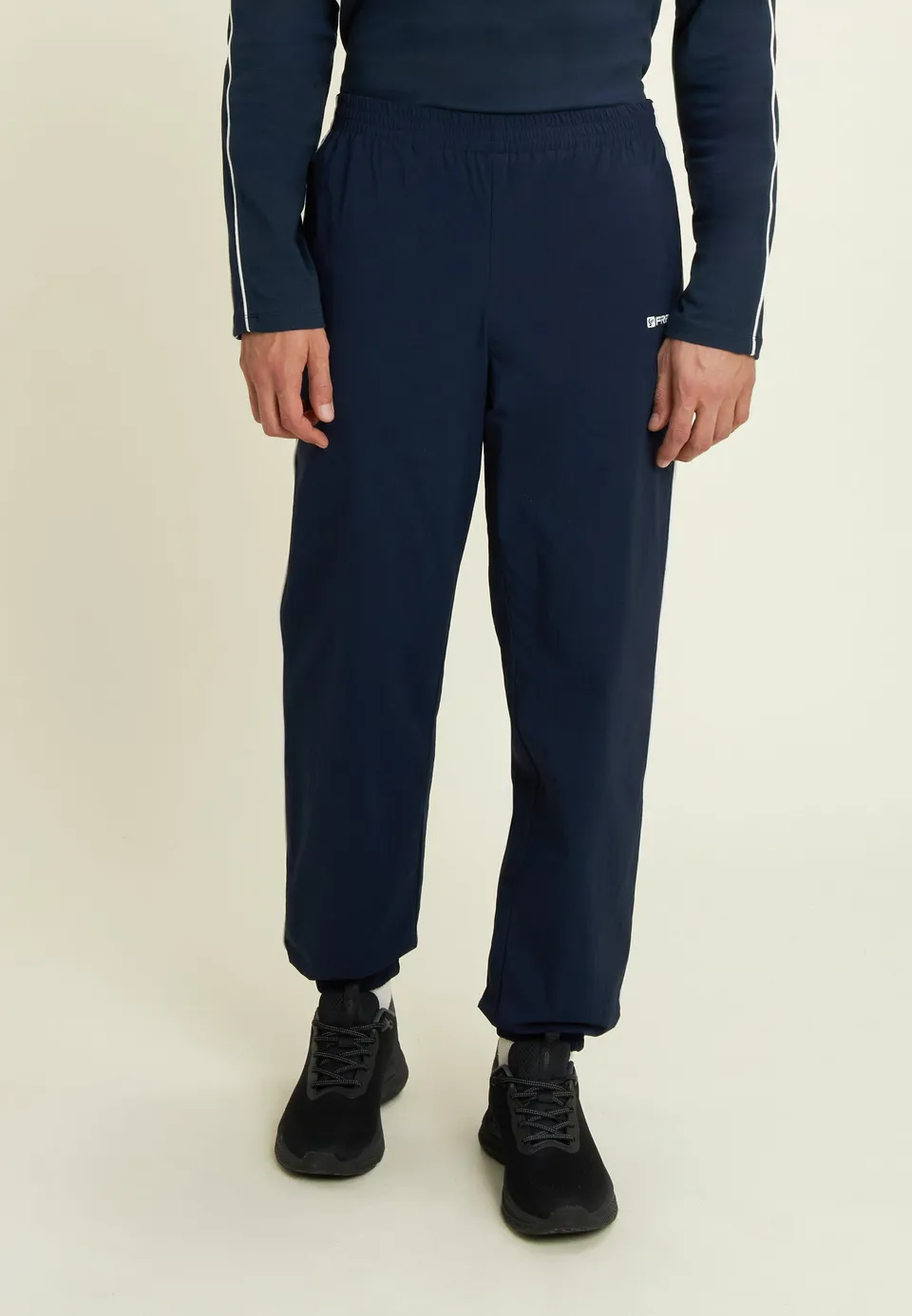 freddy-pantaloni-sportivi-uomo-nylon-stretch-cucitura-contrasto image 1