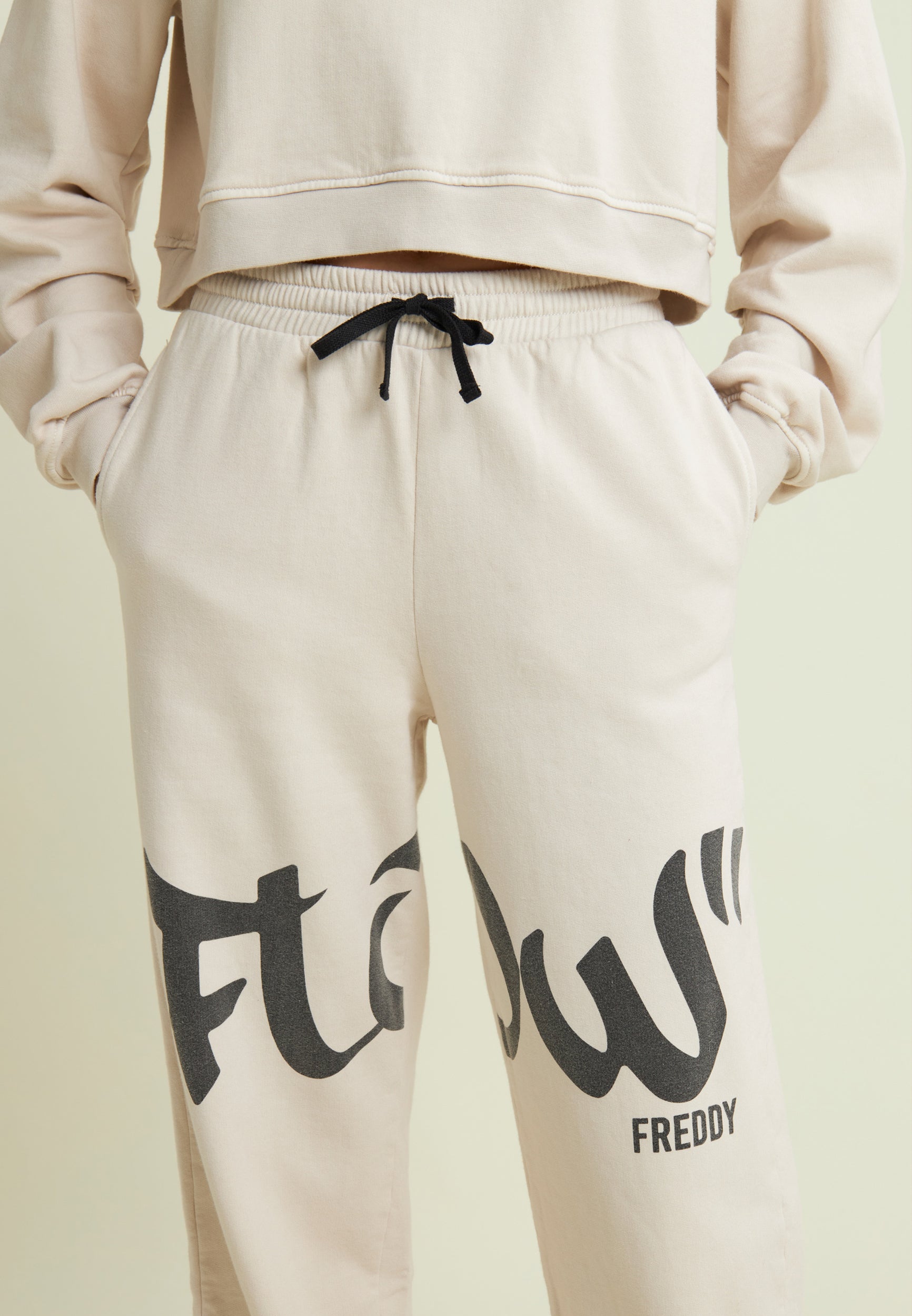 freddy-pantaloni-felpa-stampa-flow-fondo-raccolto image 4
