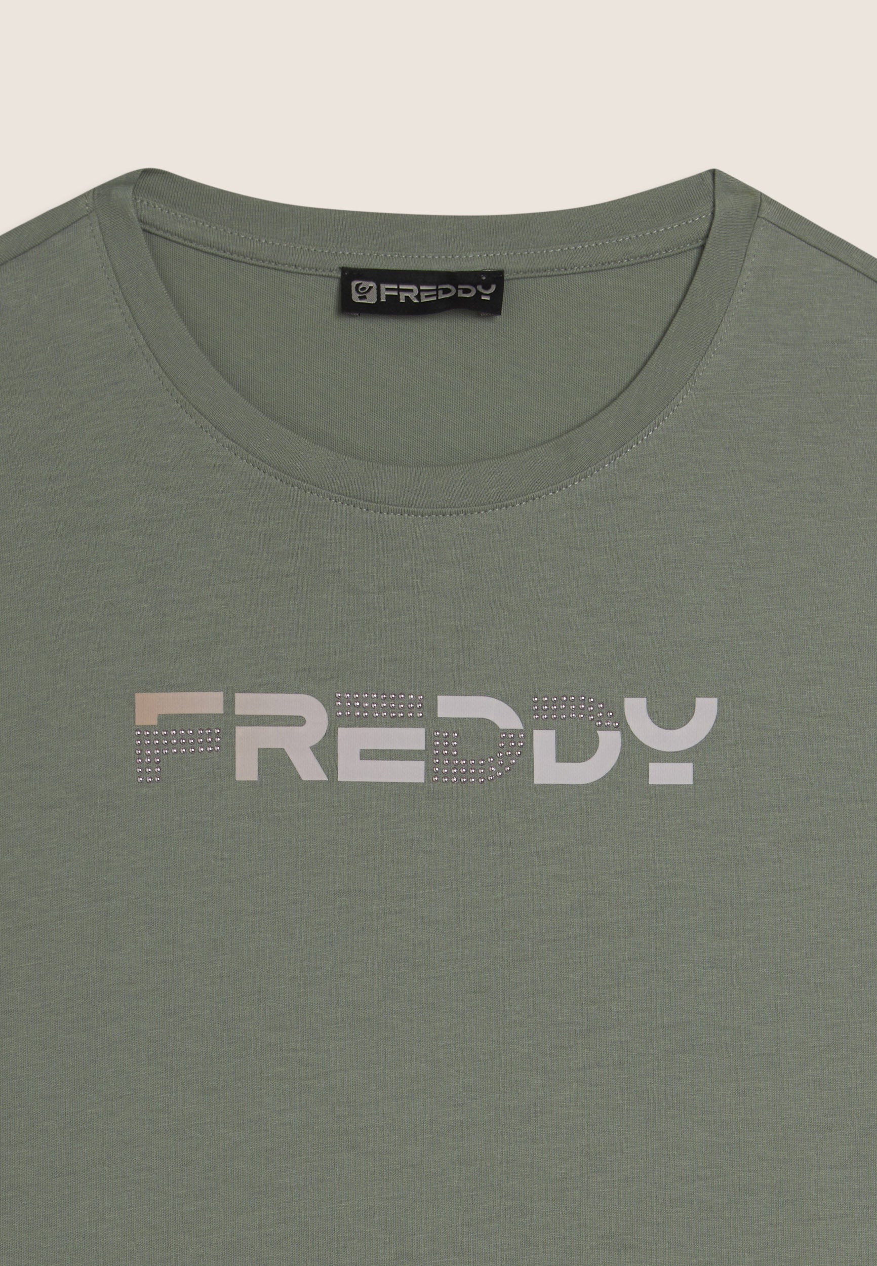 freddy-t-shirt-donna-manica-corta-con-logo-olografico-rosa image 7