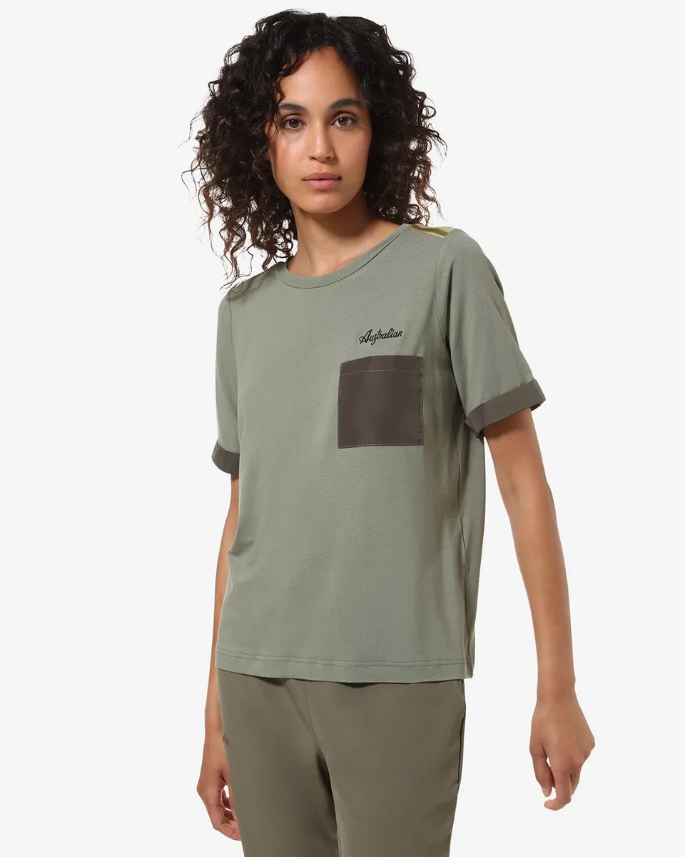australian-gold-tape-t-shirt-con-taschino image 1