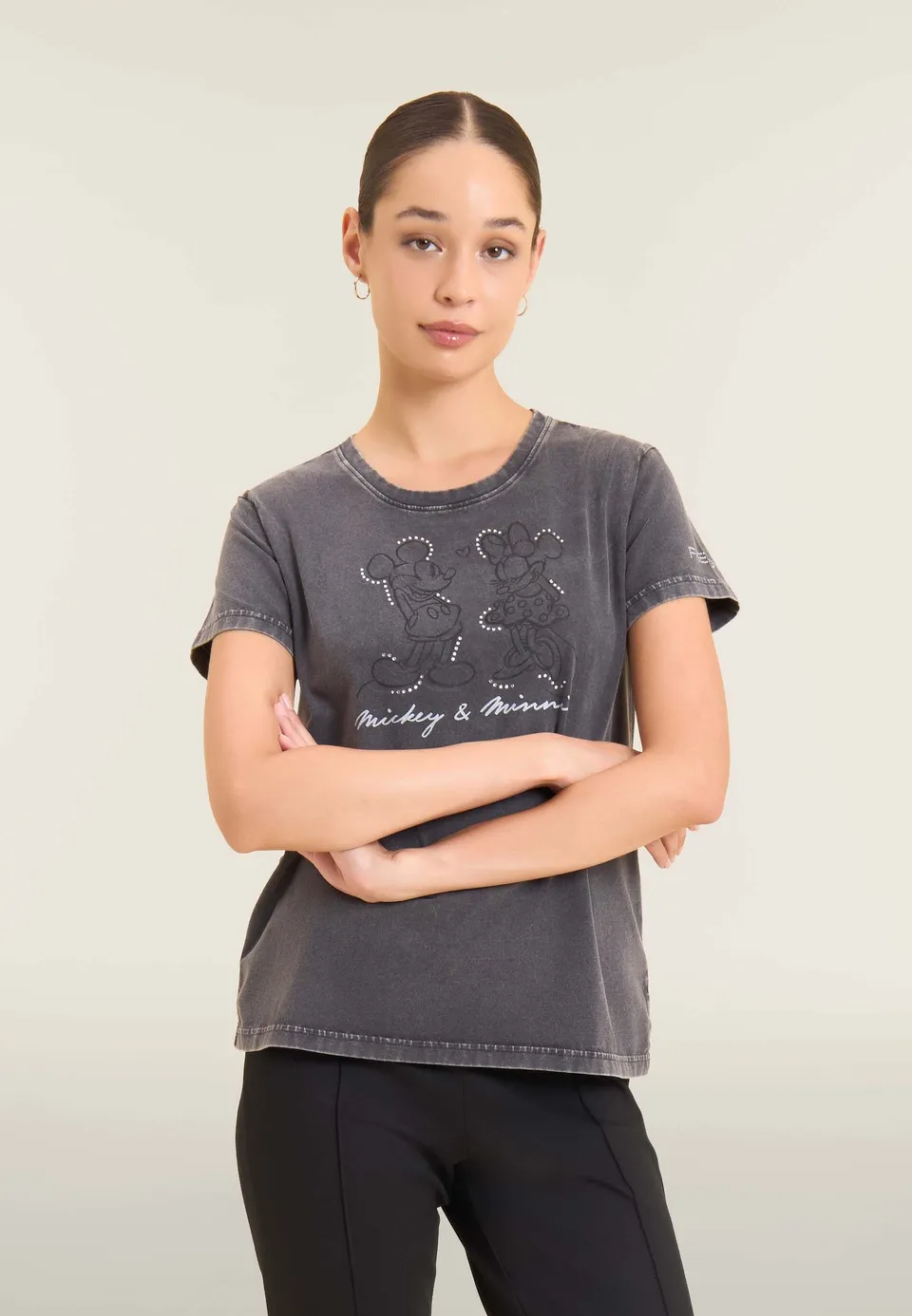freddy-t-shirt-donna-disney-minnie-e-mickey-con-strass-acid-wash image 1