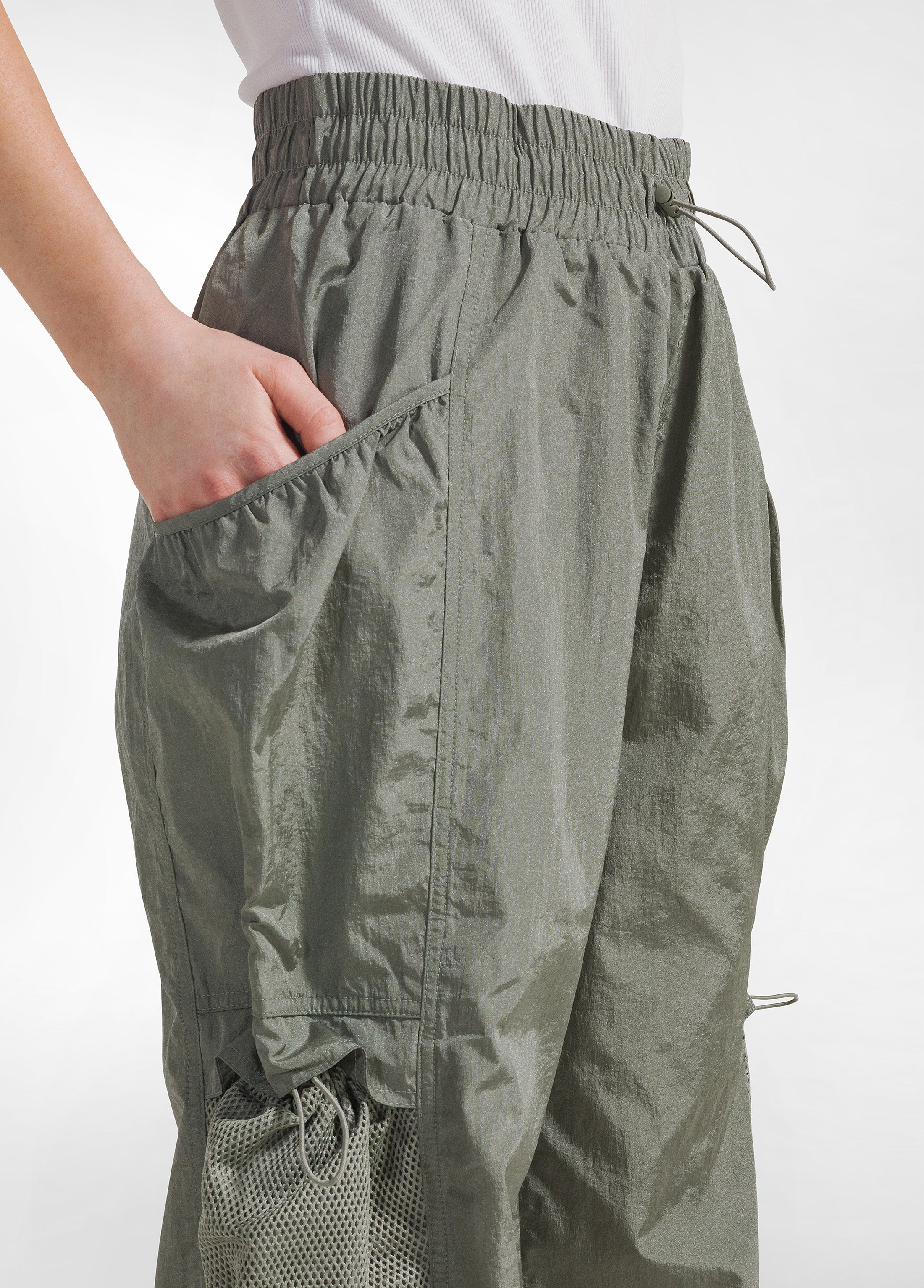 deha-pantalone-balloon-in-nylon-verde-cargo image 4