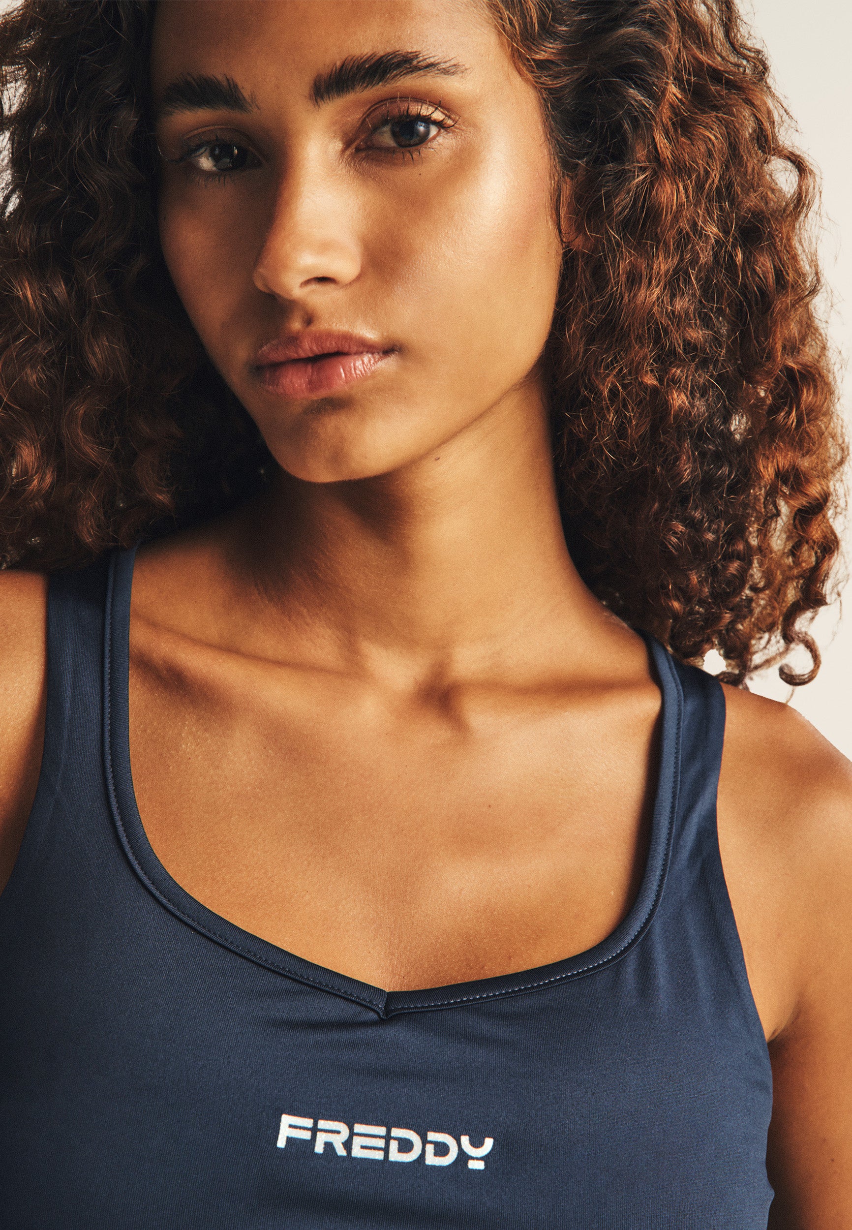freddy-canotta-sportiva-donna-con-reggiseno-integrato-d-i-w-o image 3