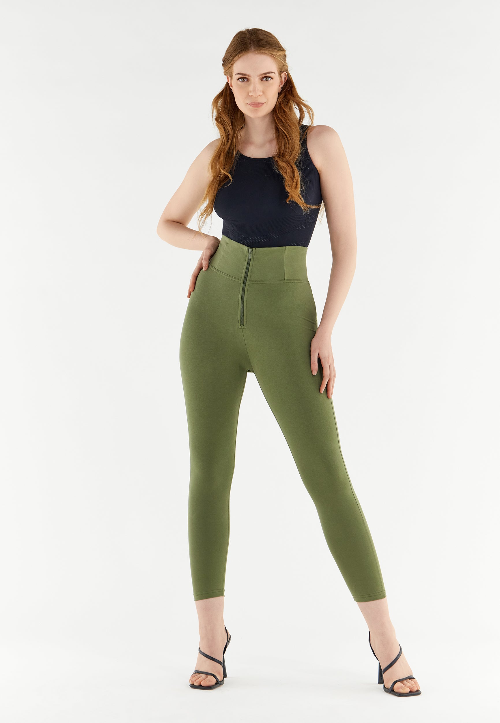 freddy-pantaloni-push-up-wr-up-7-8-curvy-vita-alta-con-zip image 2