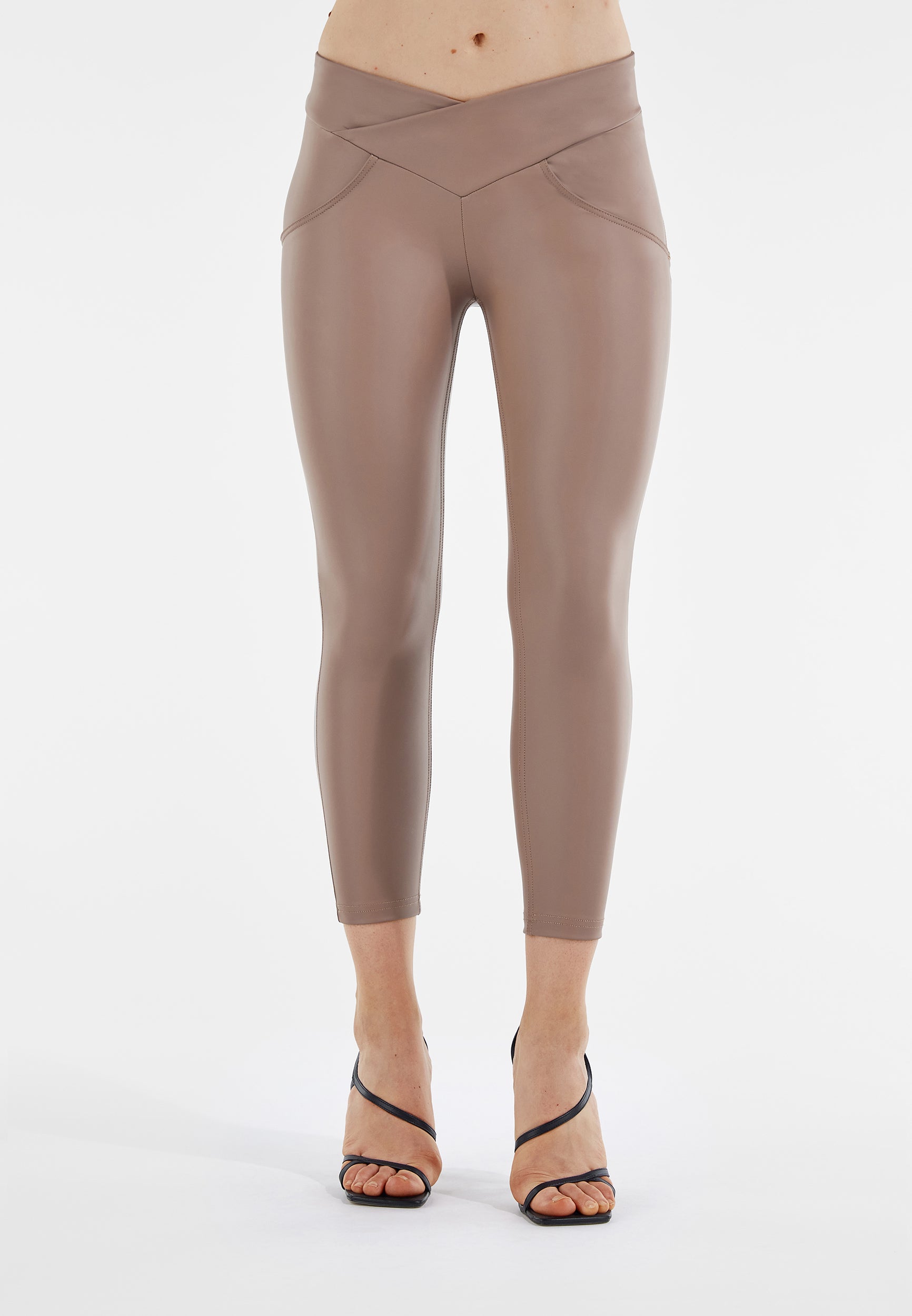freddy-pantaloni-push-up-wr-up-similpelle-vita-alta-con-incrocio image 7