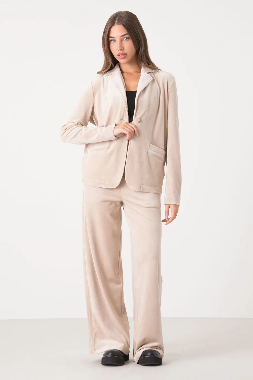 dimensione-danza-blazer-in-ciniglia-soft-con-bottone-giacca-donna image 1