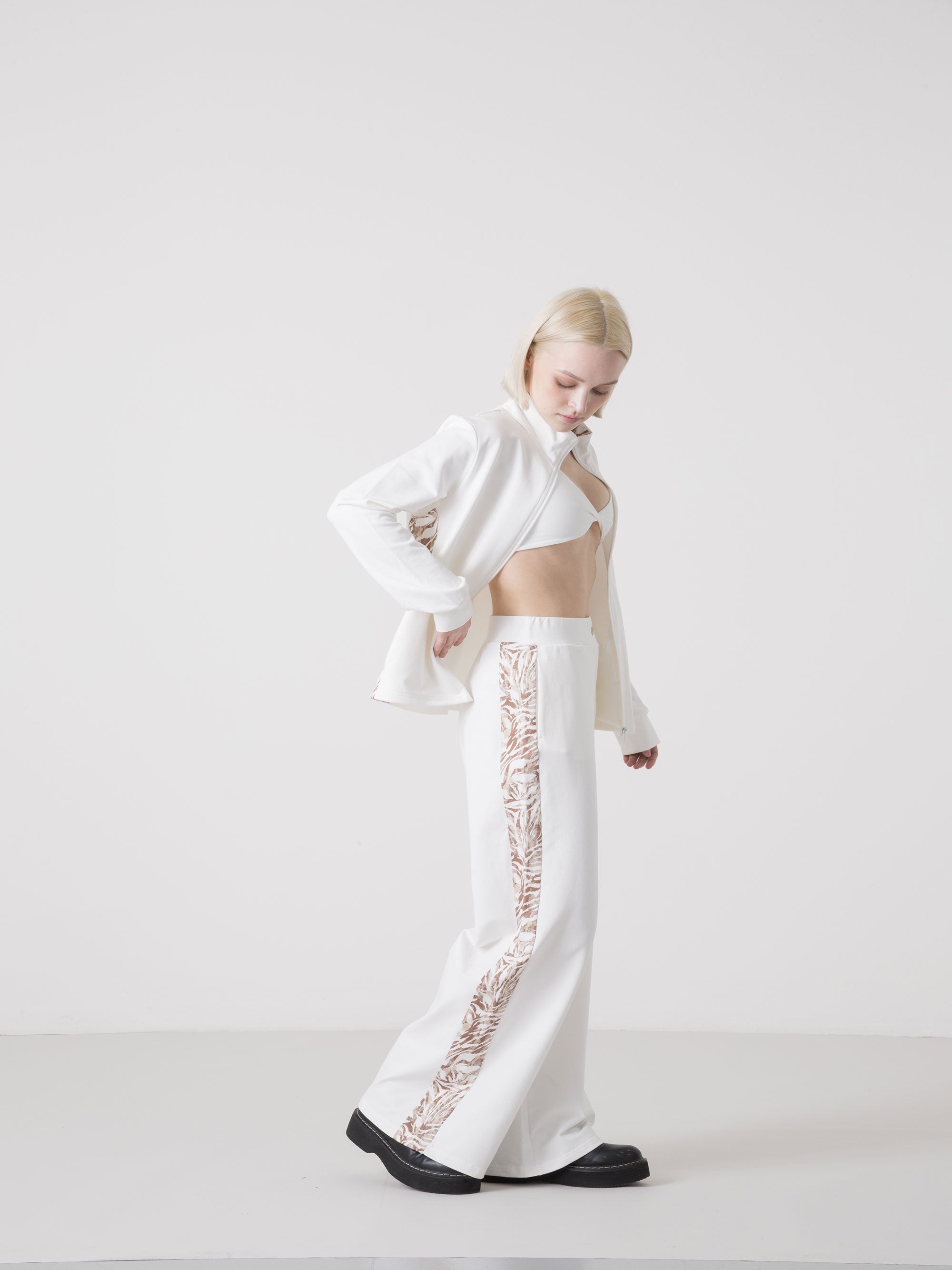 pantalone-palazzo-donna-dimensione-danza-con-fasce-animalier-e-vita-elastica image 7