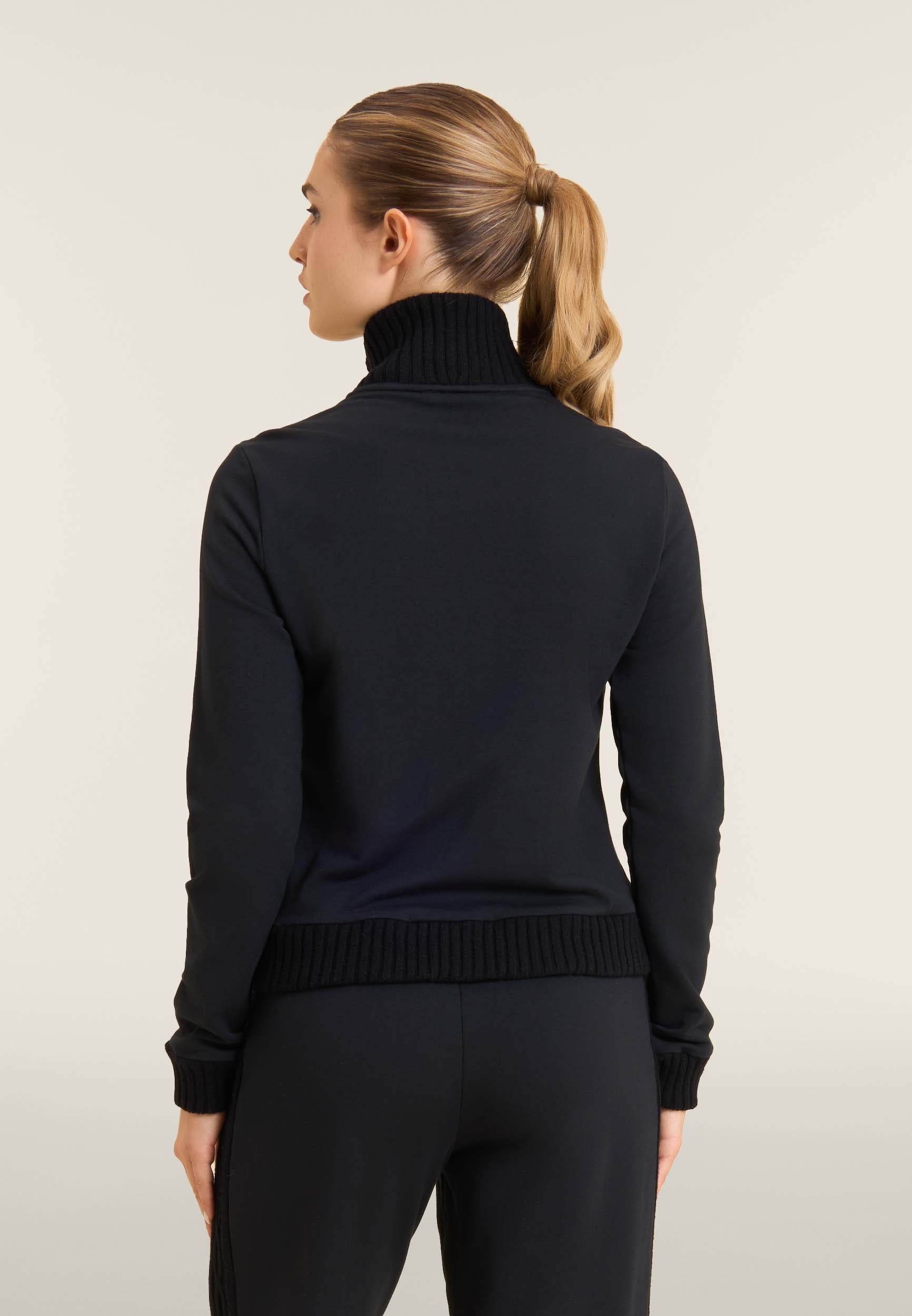 freddy-felpa-donna-slim-con-zip-collo-alto-in-tricot image 3
