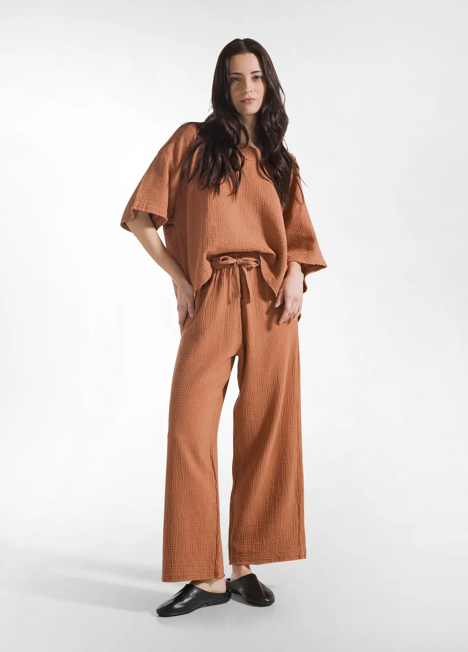 deha-pantalone-cropped-in-garza-di-cotone-marrone image 1