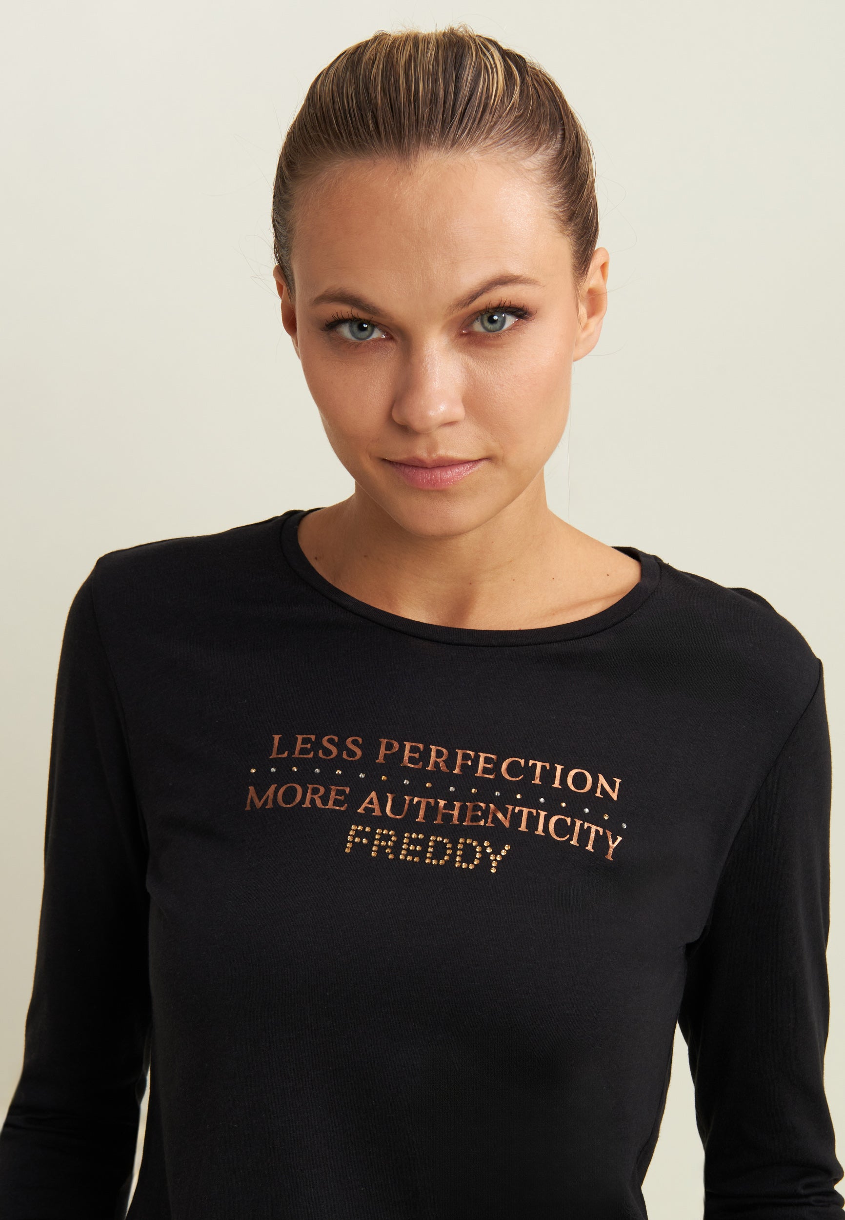freddy-t-shirt-donna-manica-lunga-jersey-modal-grafica-metallizzata image 4