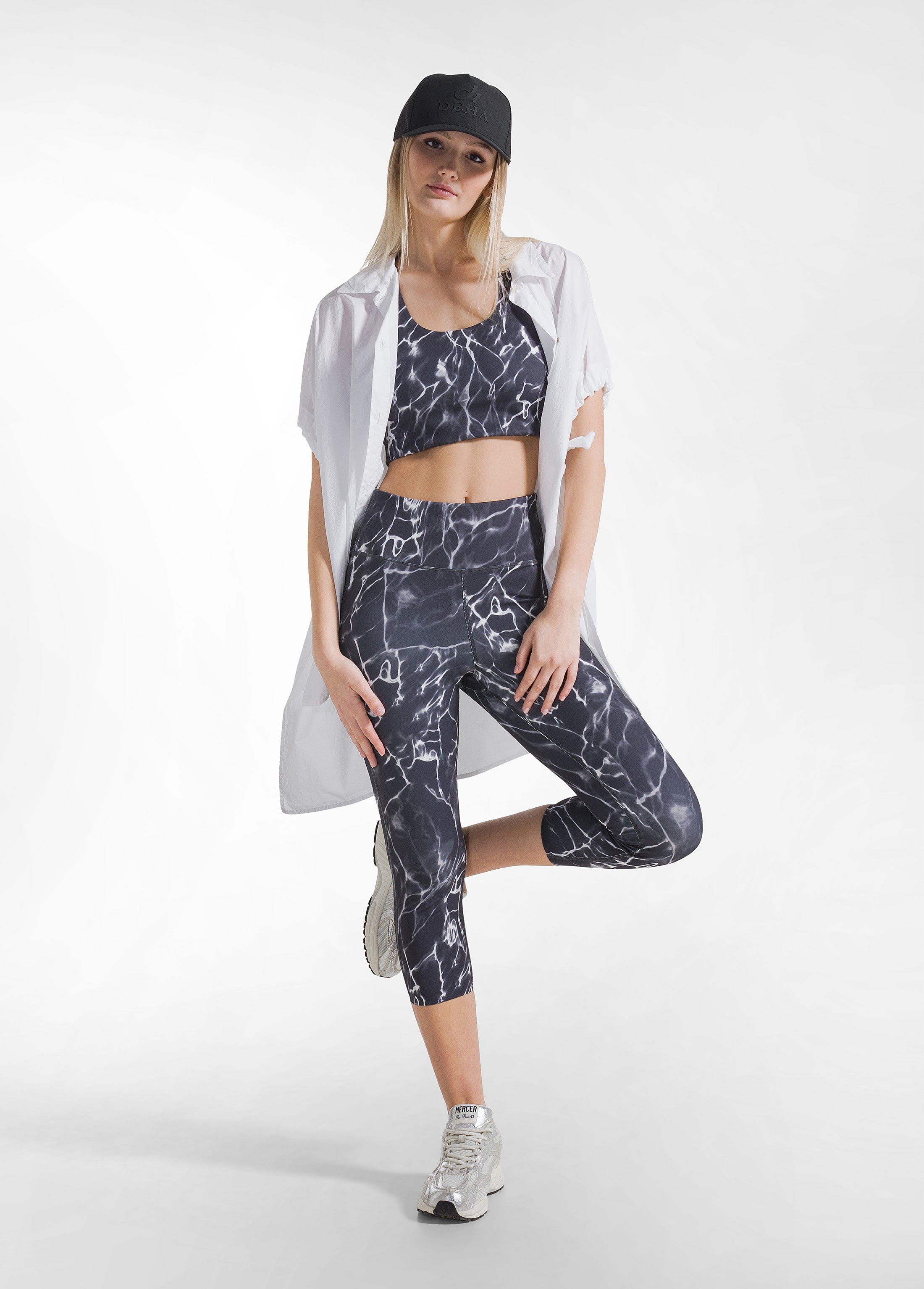 deha-set-top-sportivo-e-leggings-7-8-allover-in-microfibra-nero image 5