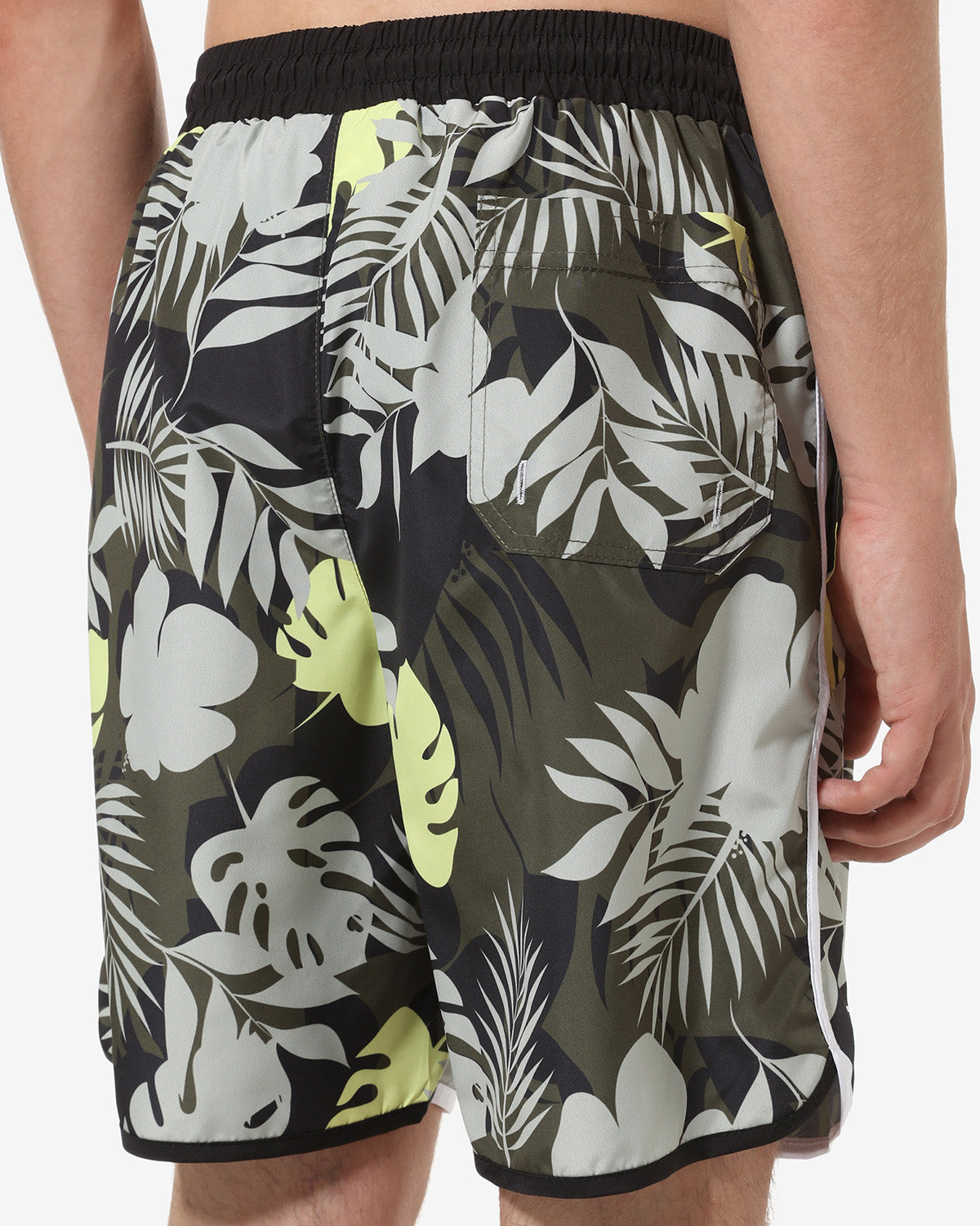 australian-flower-swimshort-verde-aneto image 3