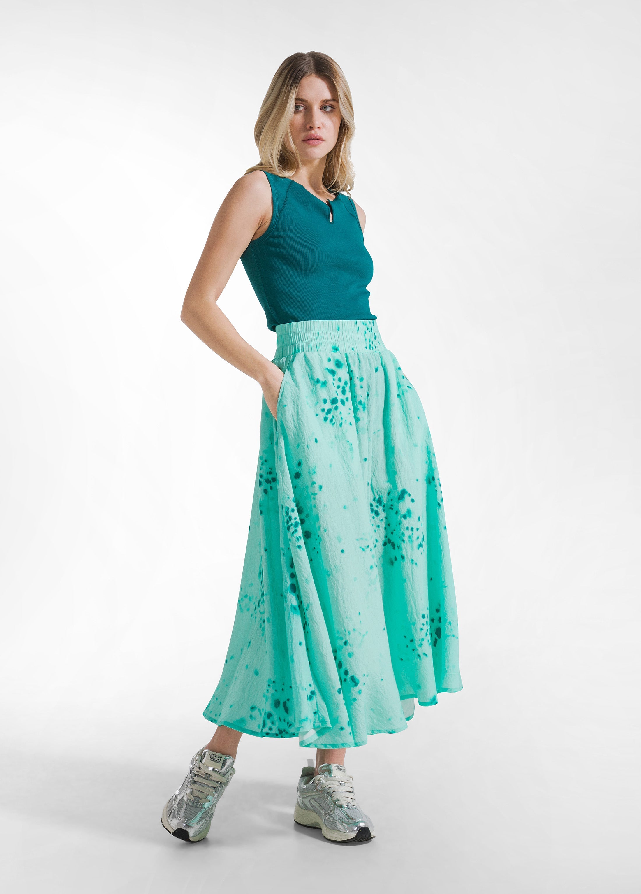 deha-canotta-a-costine-verde-top-cotone-essentials image 4