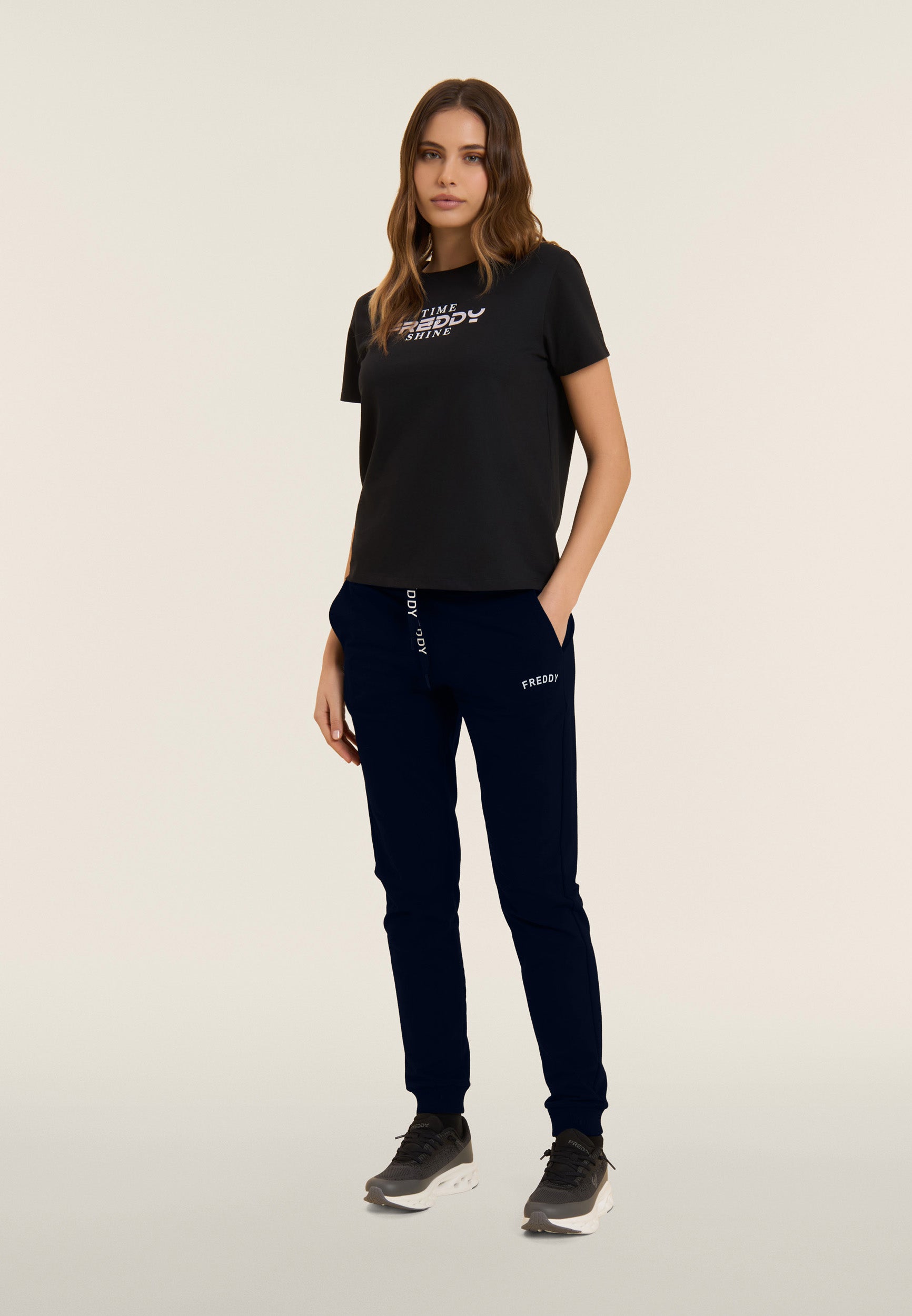 freddy-pantaloni-sportivi-con-polsini-e-coulisse-logata-french-terry image 2