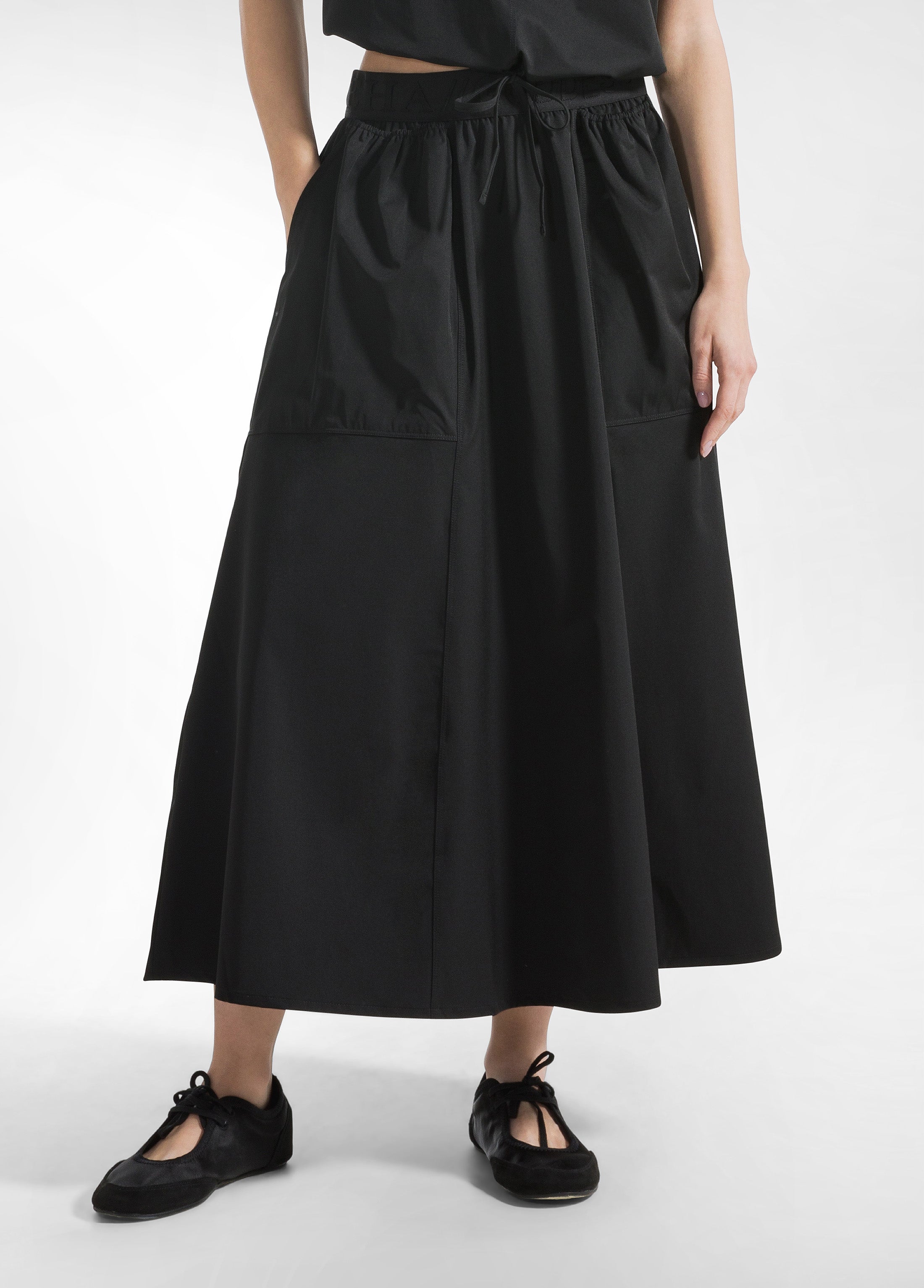 deha-gonna-lunga-in-nylon-con-logo-nero image 2